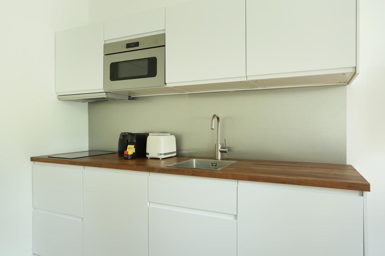 Center Of By Prestige Apartment *