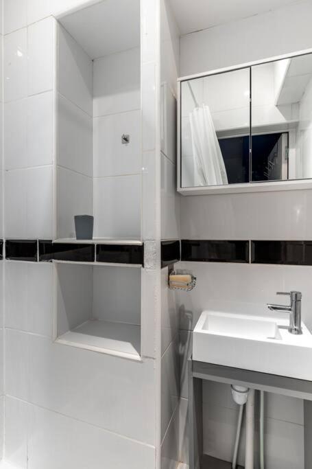 Menilmontant Pere-lachaise 1br-4p Appartamento