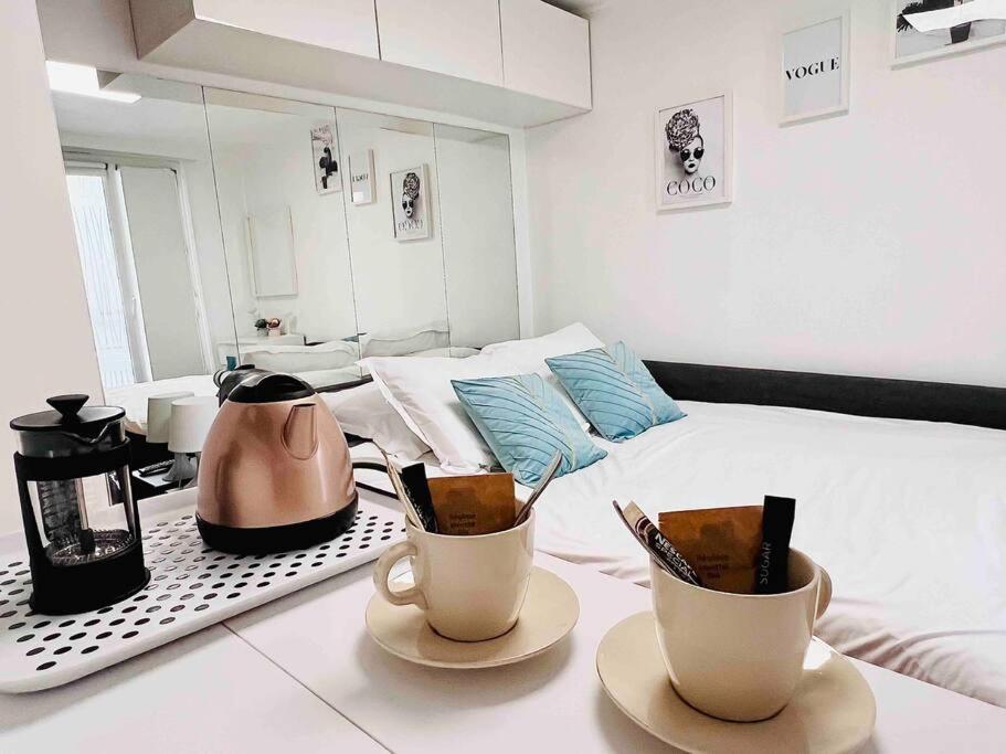 Apartment Iconic Location Only 500 Meters To The Louvre *