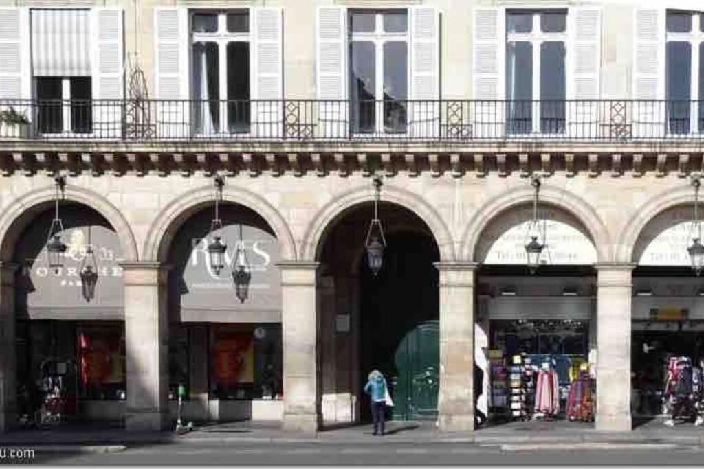 Iconic Location Only 500 Meters To The Louvre Apartment *