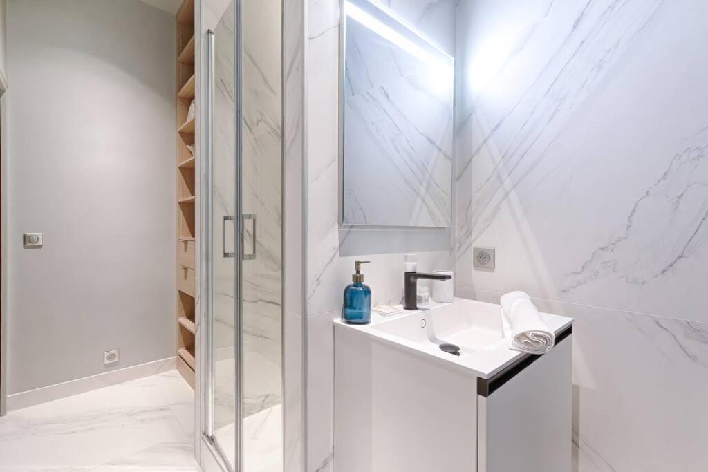 Appartamento Champs Elysees Marbeuf Magnifique 4p