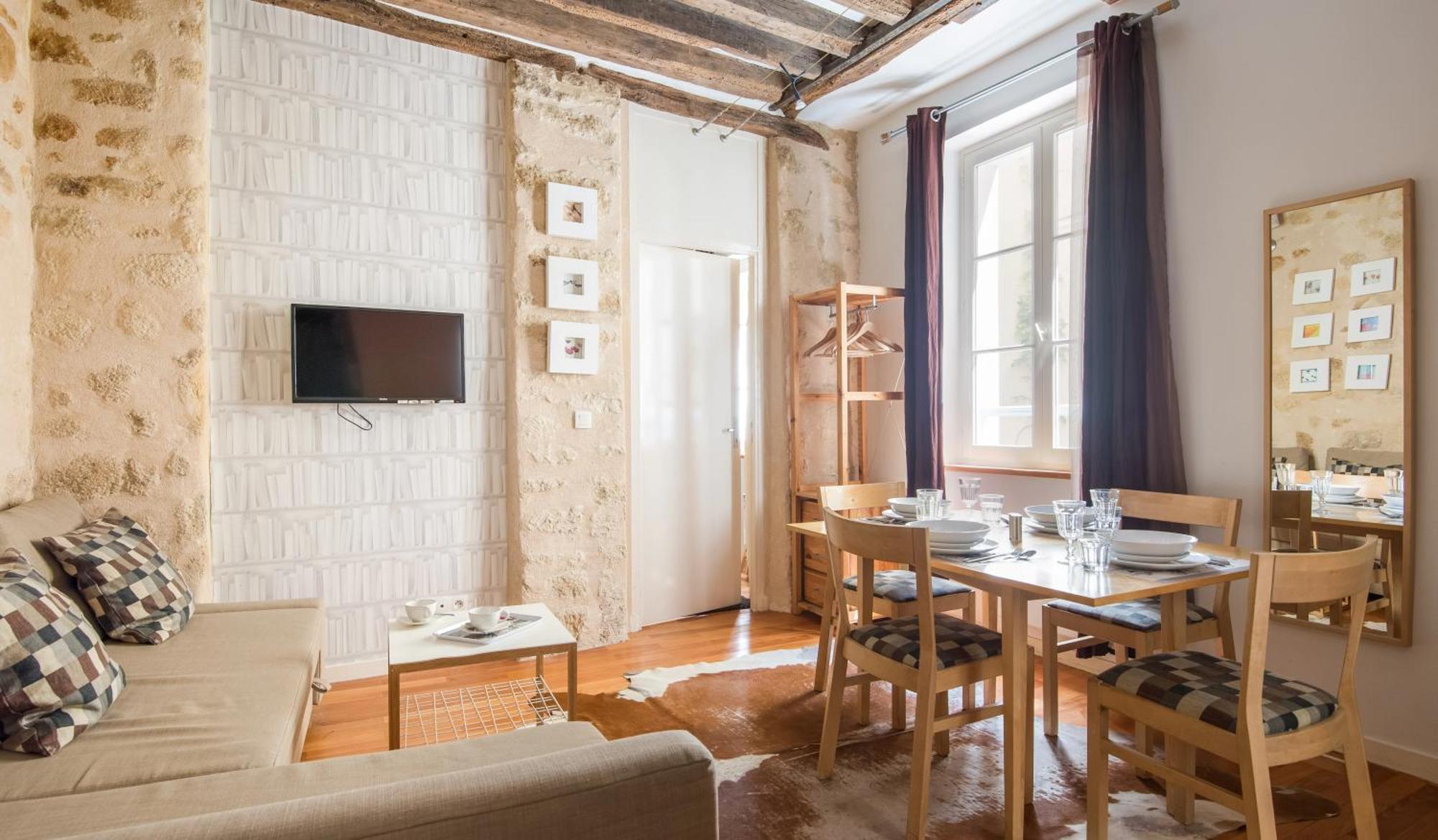 Les Patios Du Marais 1