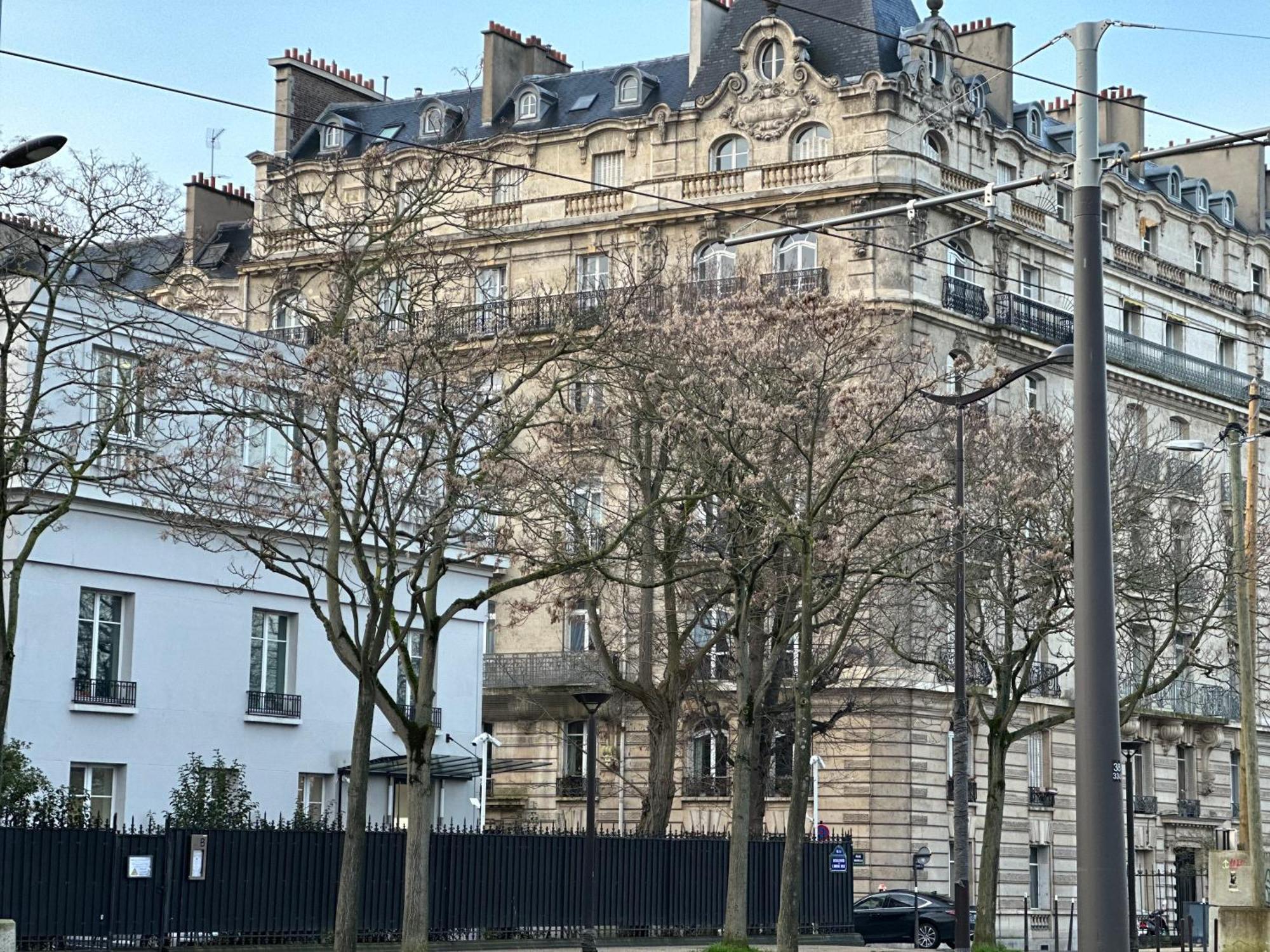Prestige A Luxe, Calme Et Proche Tour Eiffel Et Champs-elysees * Paris