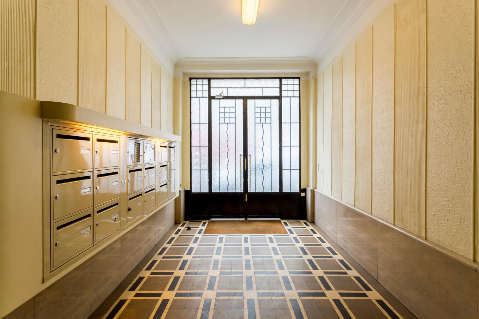 Apartment Artois Champs-elysees With Ac Paris