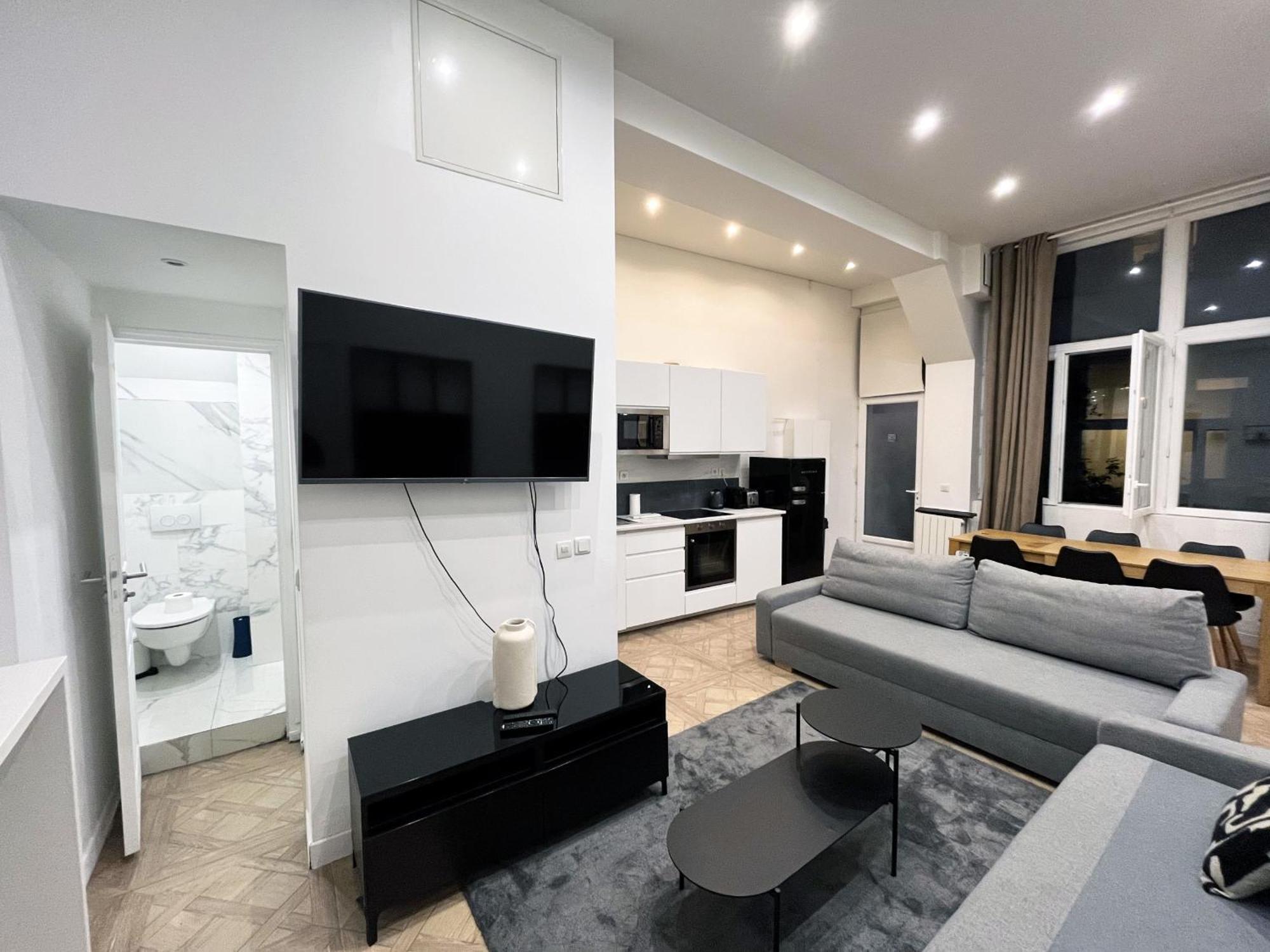 Urban Flat 66 - Pretty 3 Bedroom In * Paris