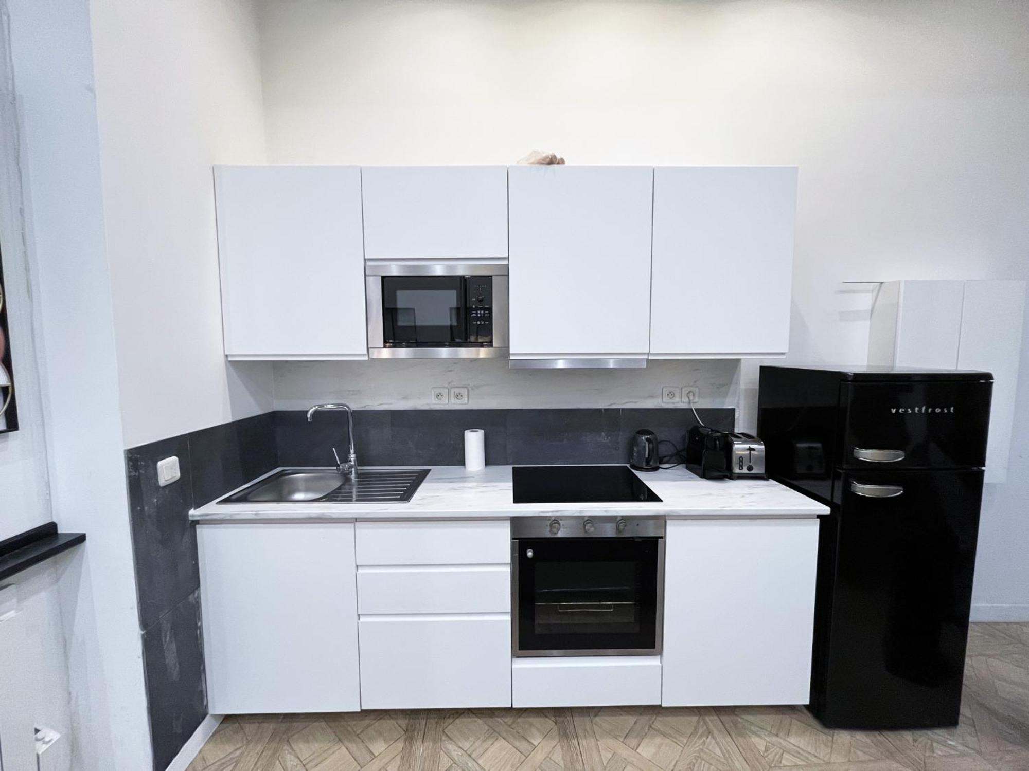 Urban Flat 66 - Pretty 3 Bedroom In Apartment *