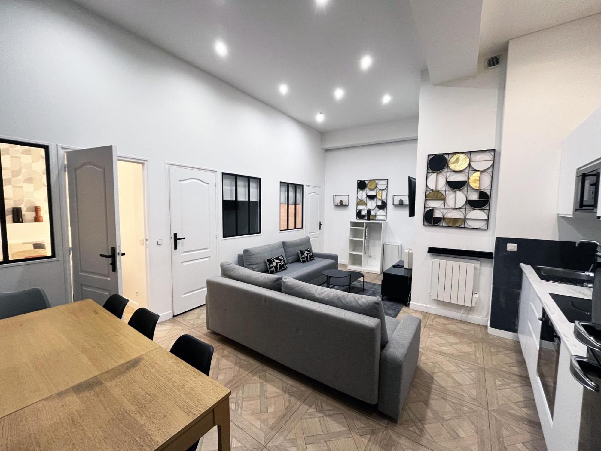 Urban Flat 66 - Pretty 3 Bedroom In