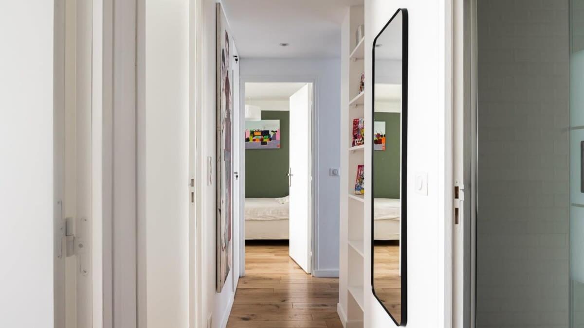 Bright & Renovated 3bd For 8 Guests In Le Marais! * Parigi