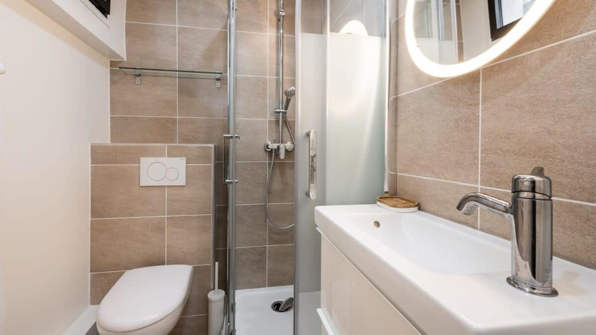 Bright & Renovated 3bd For 8 Guests In Le Marais! Appartamento Parigi