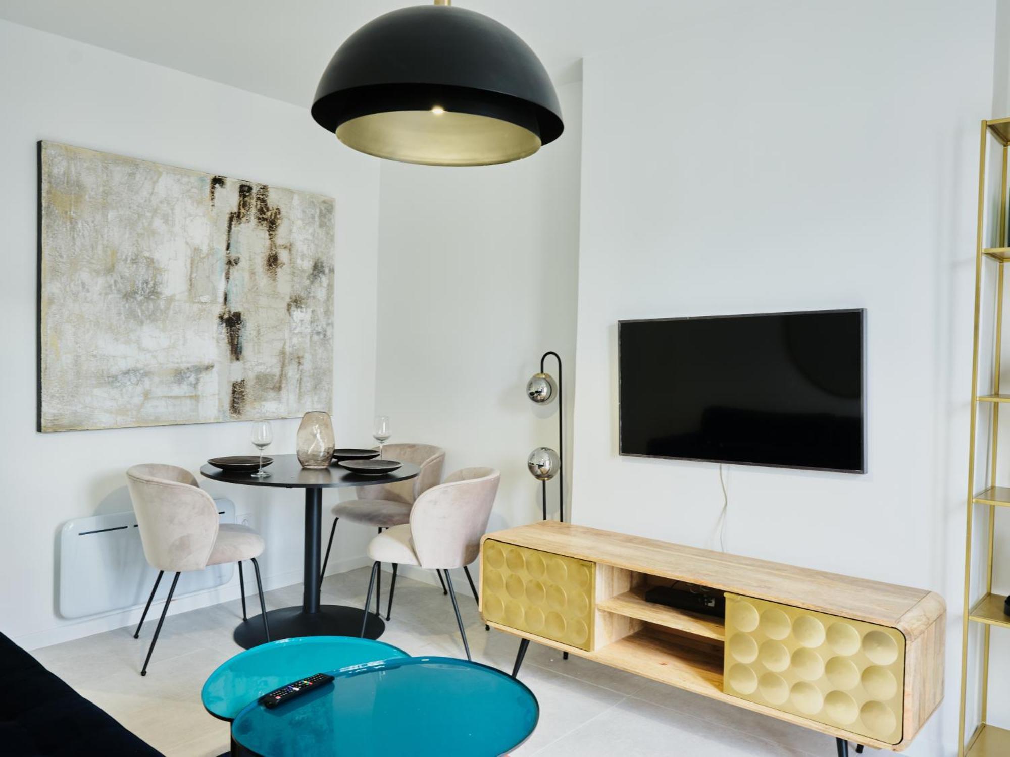 Bel Au Charme Parisien, Pour 6 Personnes Apartment