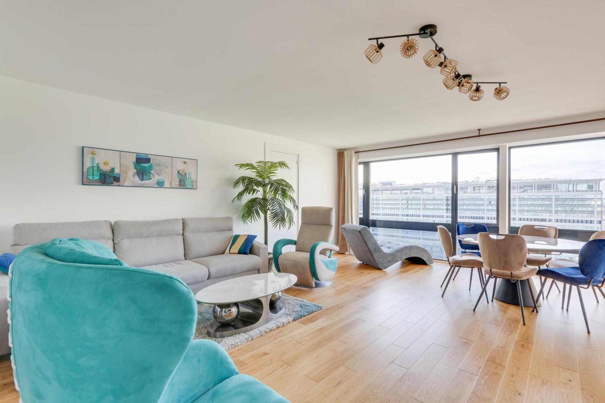 Appartamento Luxury 75m2 With Eiffel Tower View, 1 Min Metro, Parking