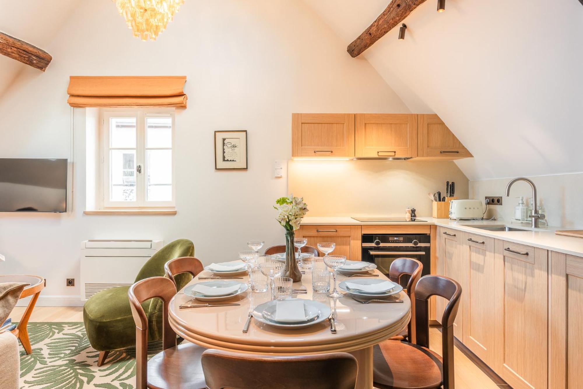 Maison La Boheme Montmartre - & Aparthotel Parigi