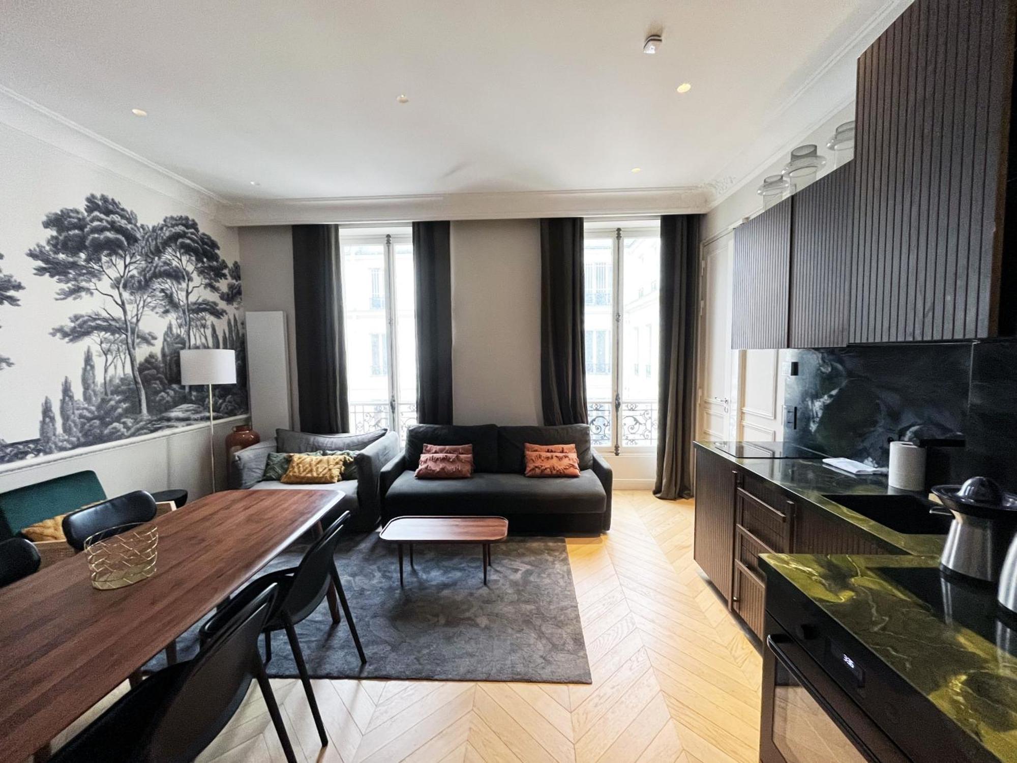 141 - Urban Beautiful Flat Near Champs-elysees