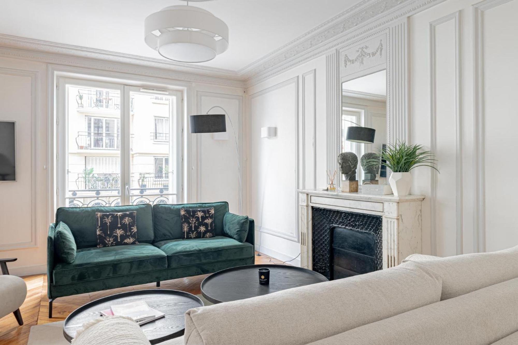 Appartamento Parisian Elegance 2bedr In The 16th Parigi