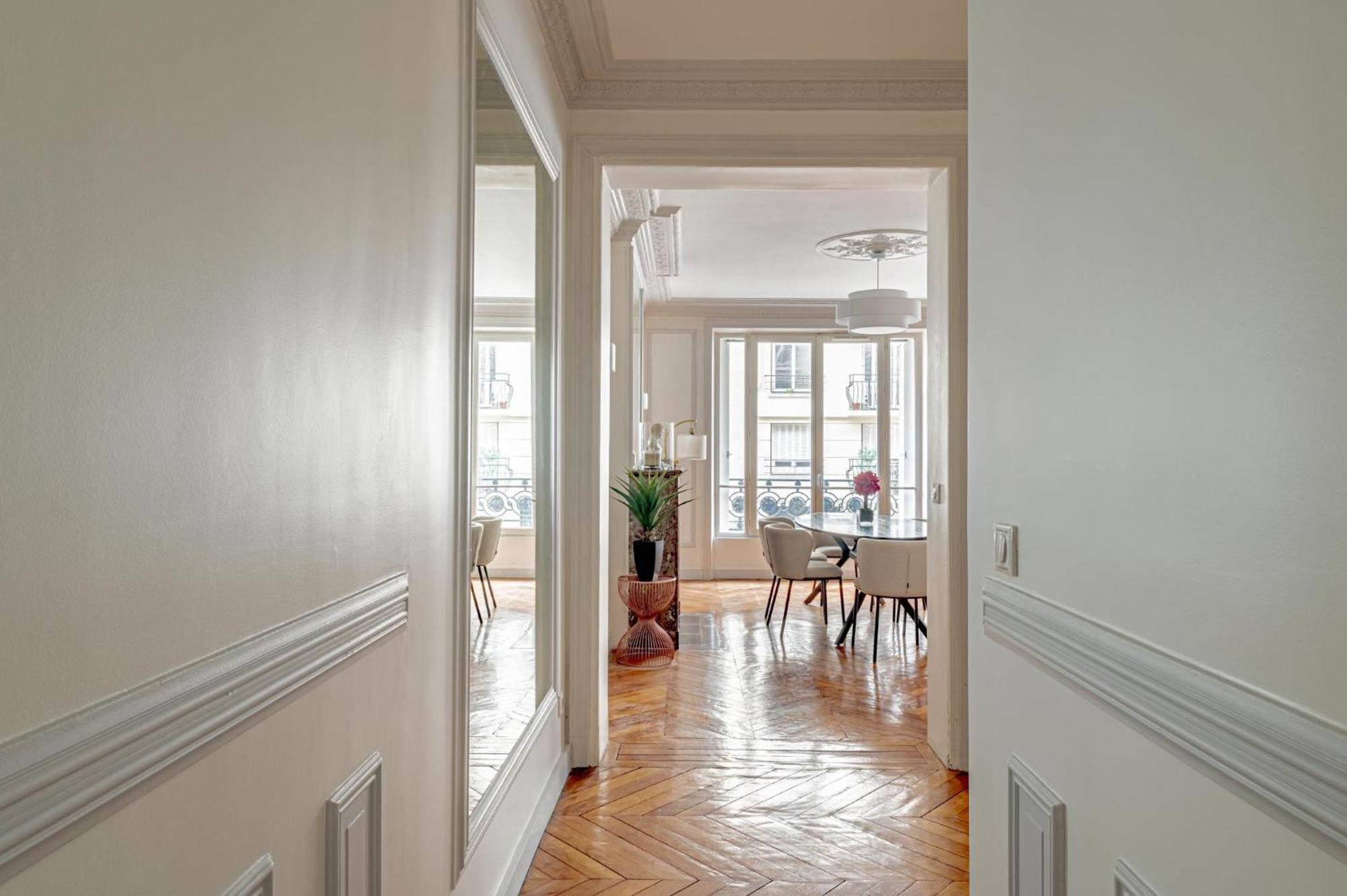 Appartamento Parisian Elegance 2bedr In The 16th