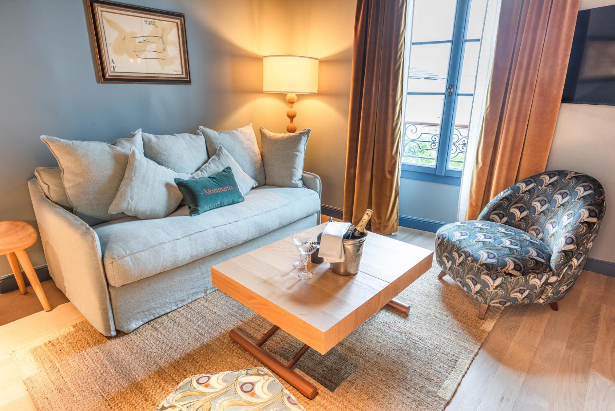 Maison La Boheme Montmartre - & Aparthotel Parigi