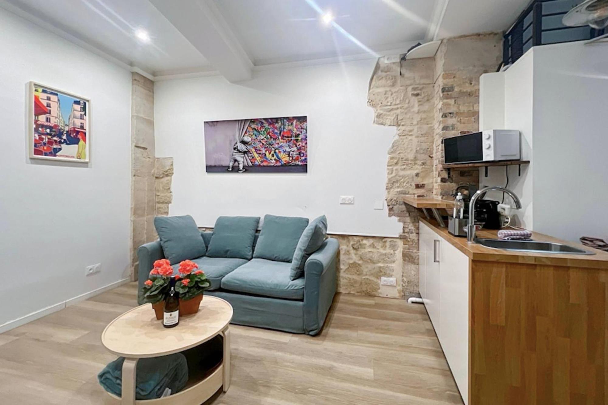Ideally Located And Atypical In Appartamento *
