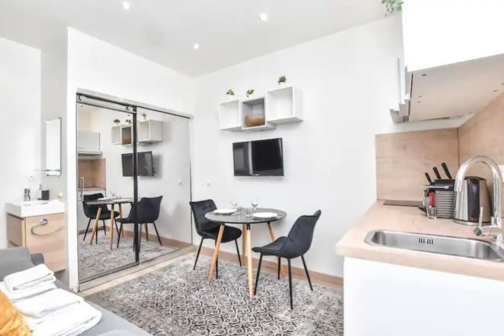 Studio Special Jo - Pigalle - Montmartre - Republique - 2 Pers Apartment