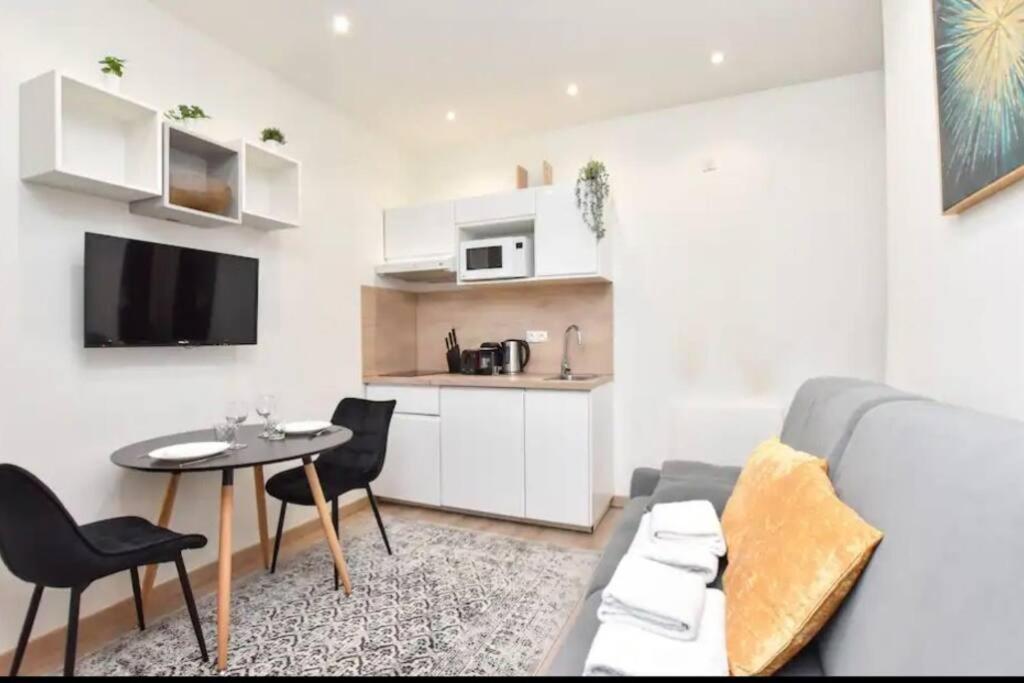 Apartment Studio Special Jo - Pigalle - Montmartre - Republique - 2 Pers