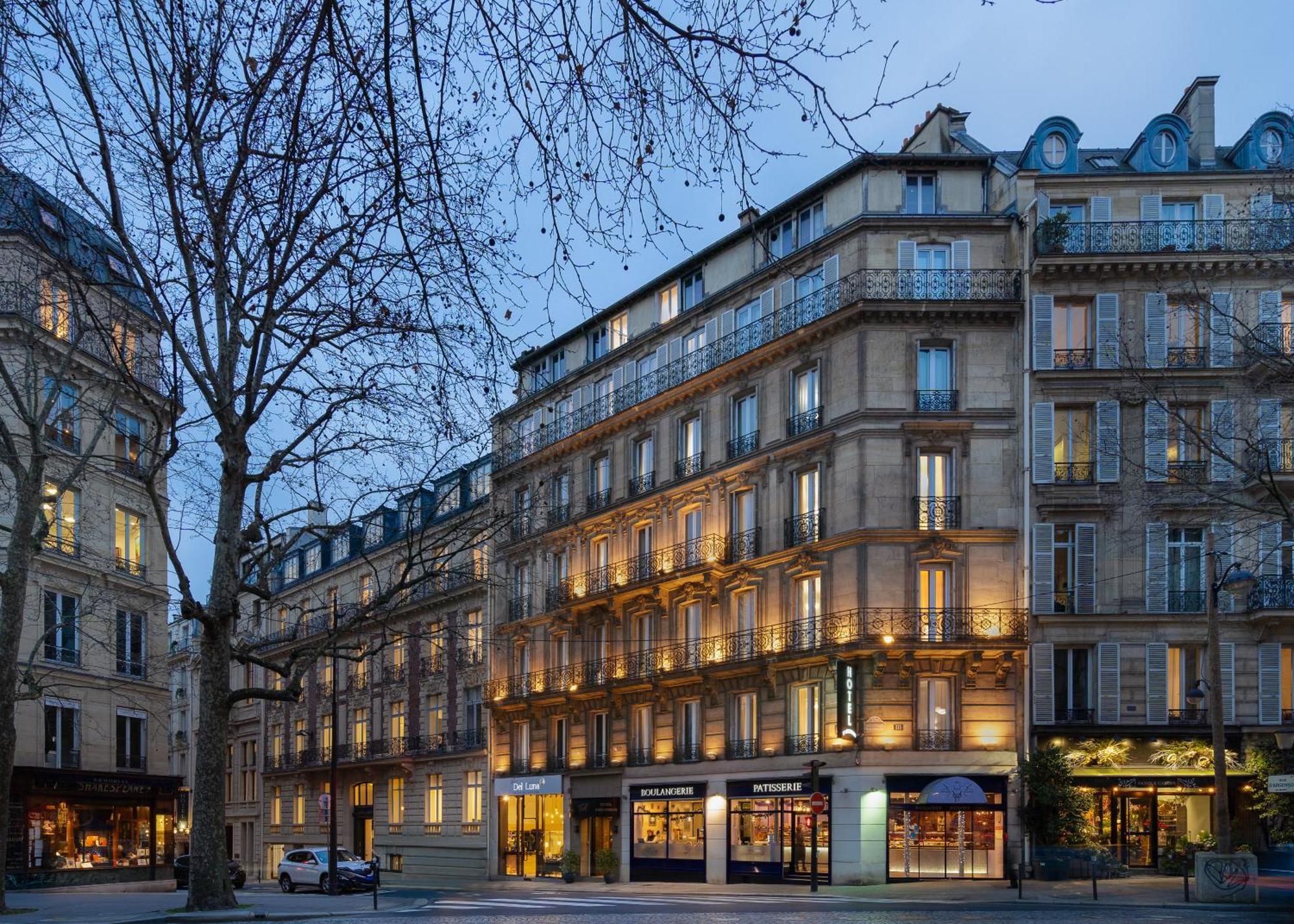 Hotel D'argenson 2*
