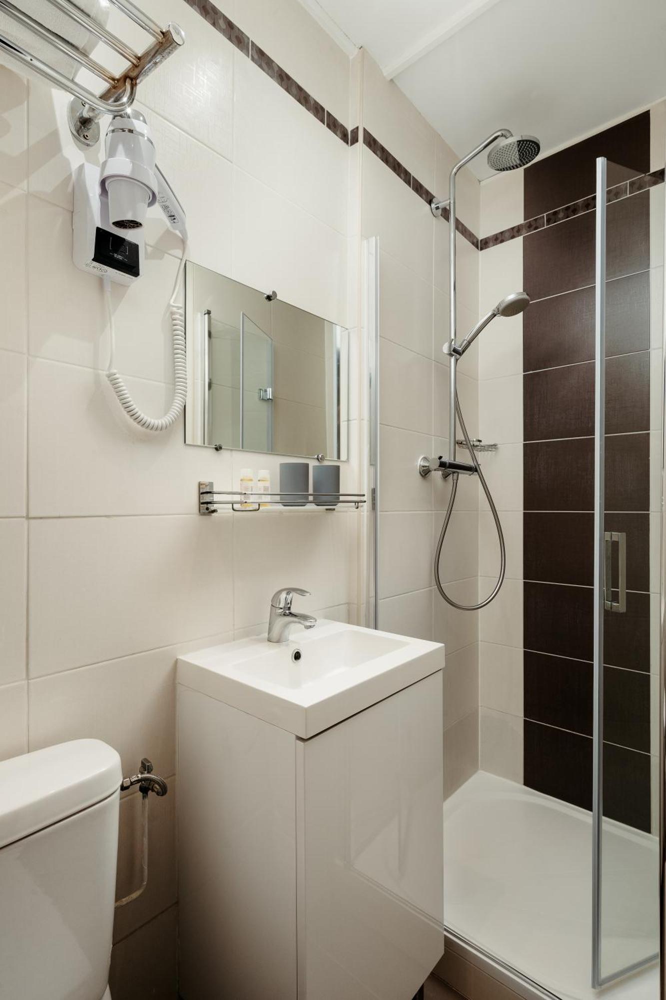 Hotel D'argenson 2*