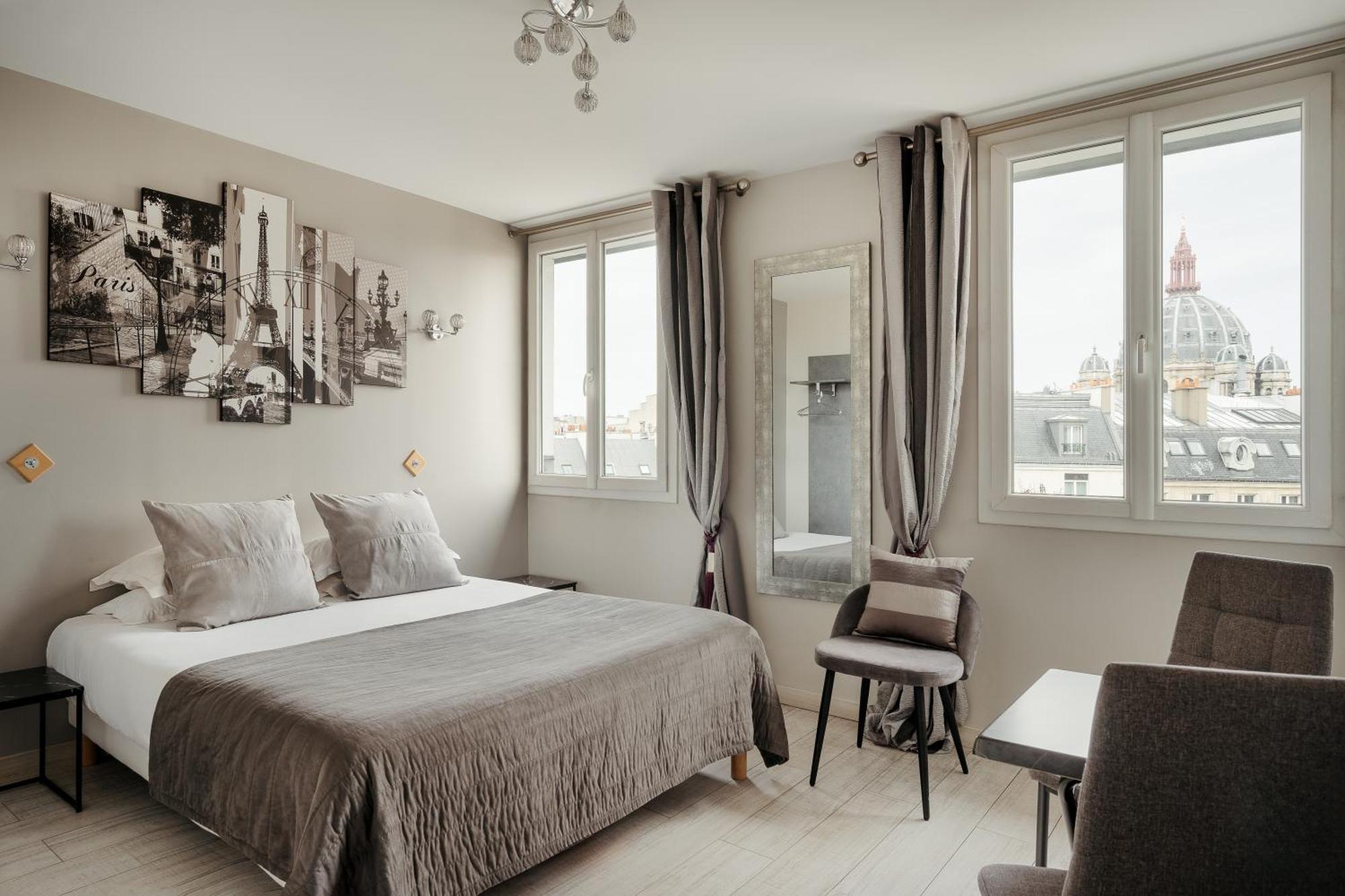 Hotel D'argenson 2*