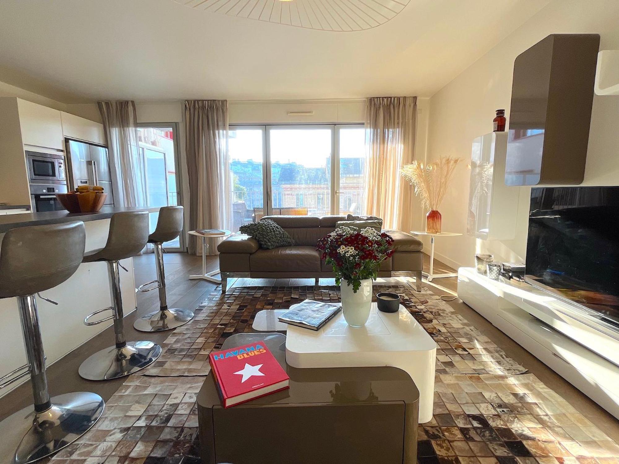 Appartamento Le Penthouse Des Batignolles Parigi