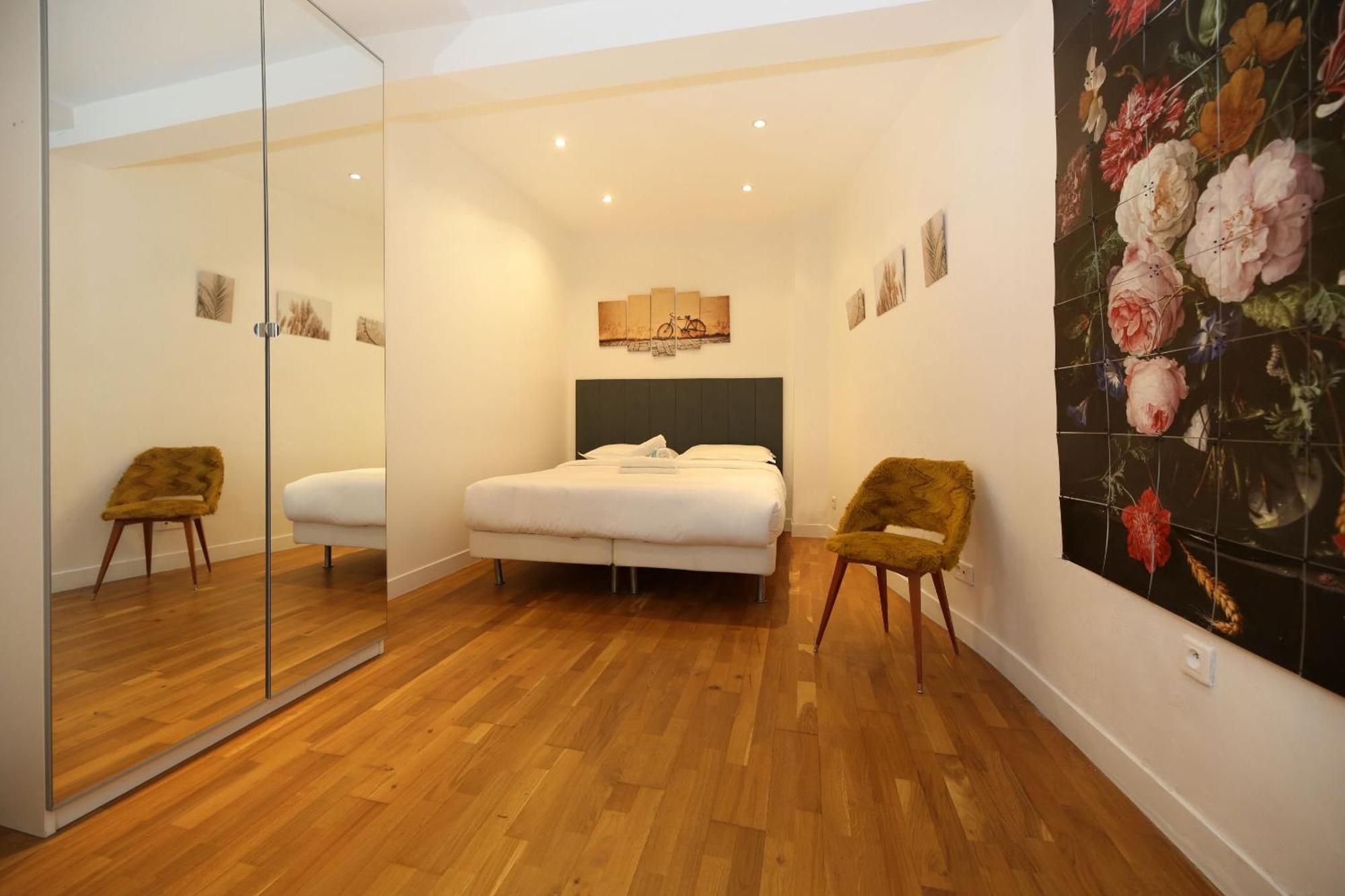Apartment Service - En Face Du Musee - 5 Paris