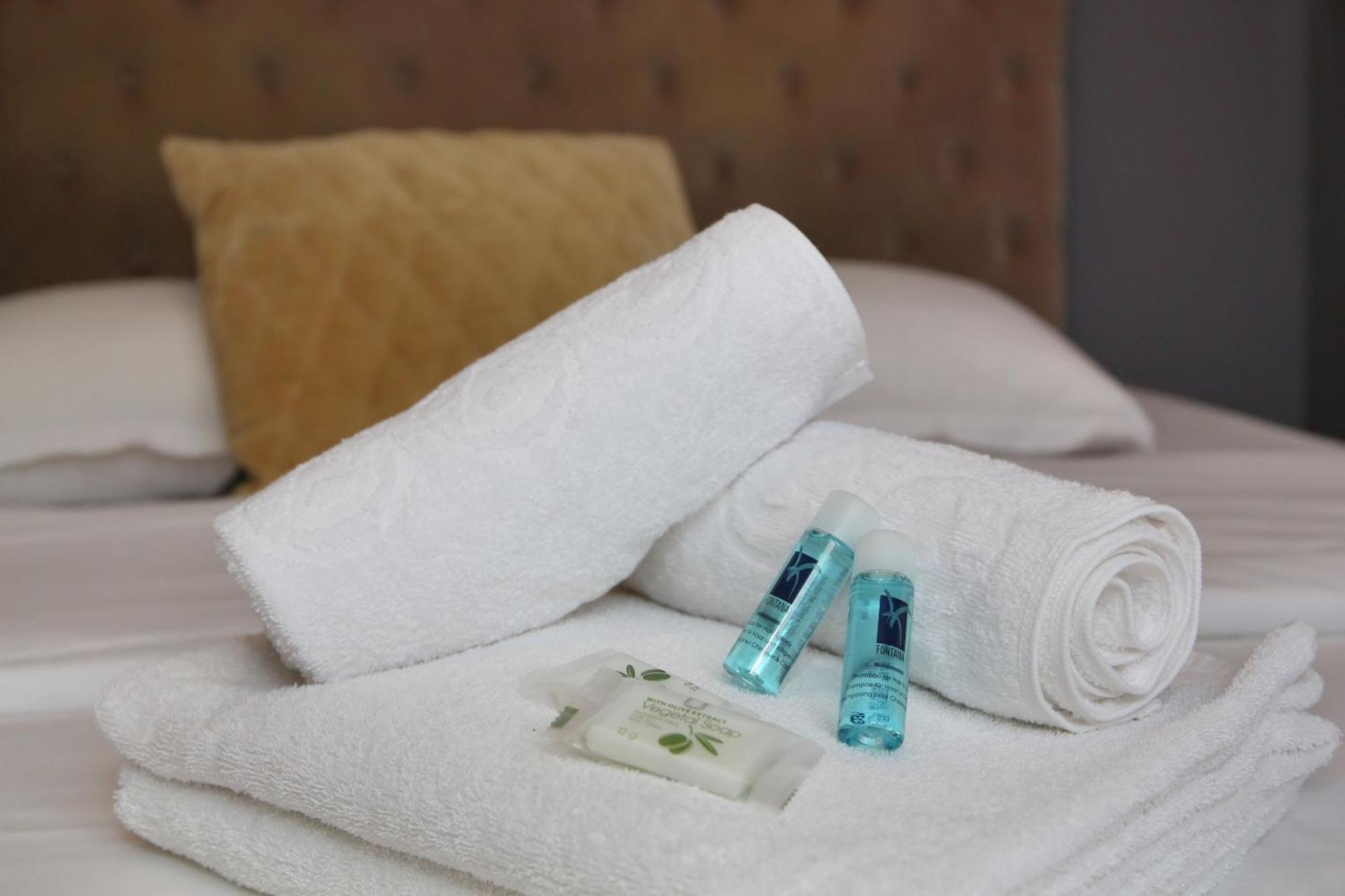 Service - En Face Du Musee - 5 * Paris