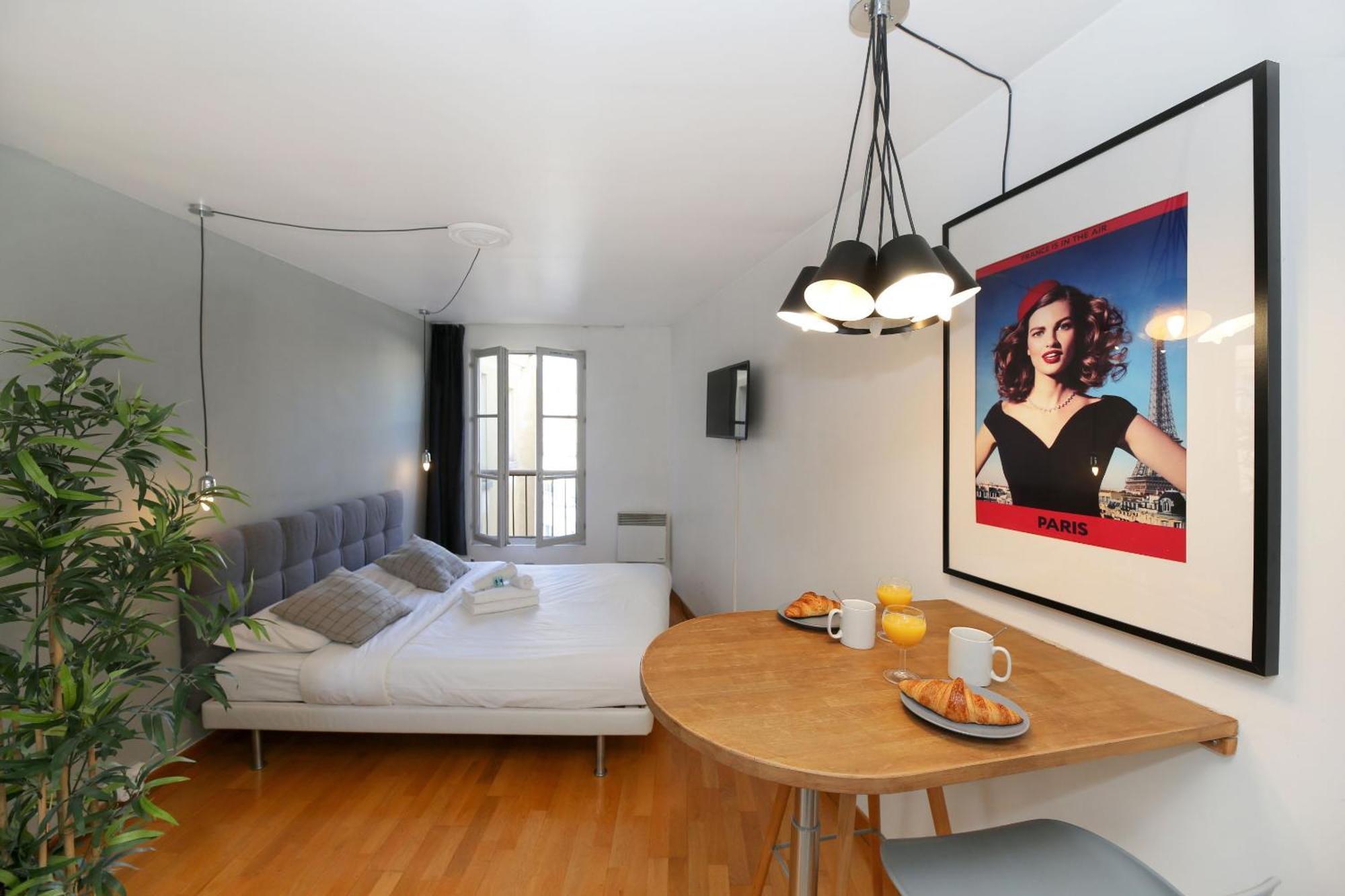 Service - En Face Du Musee - 5 Apartment Paris