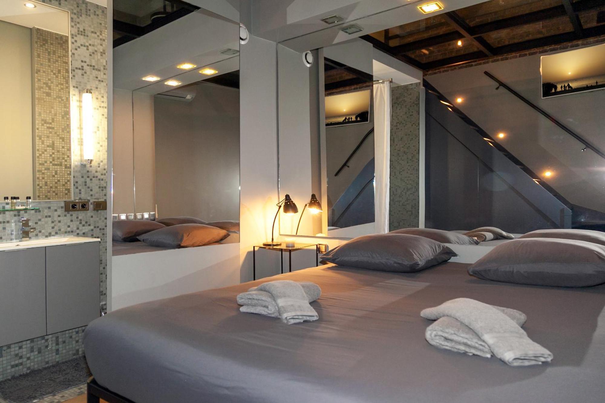 Apartment Loft Atypique Avec Terrasse, Calme Et Cosy