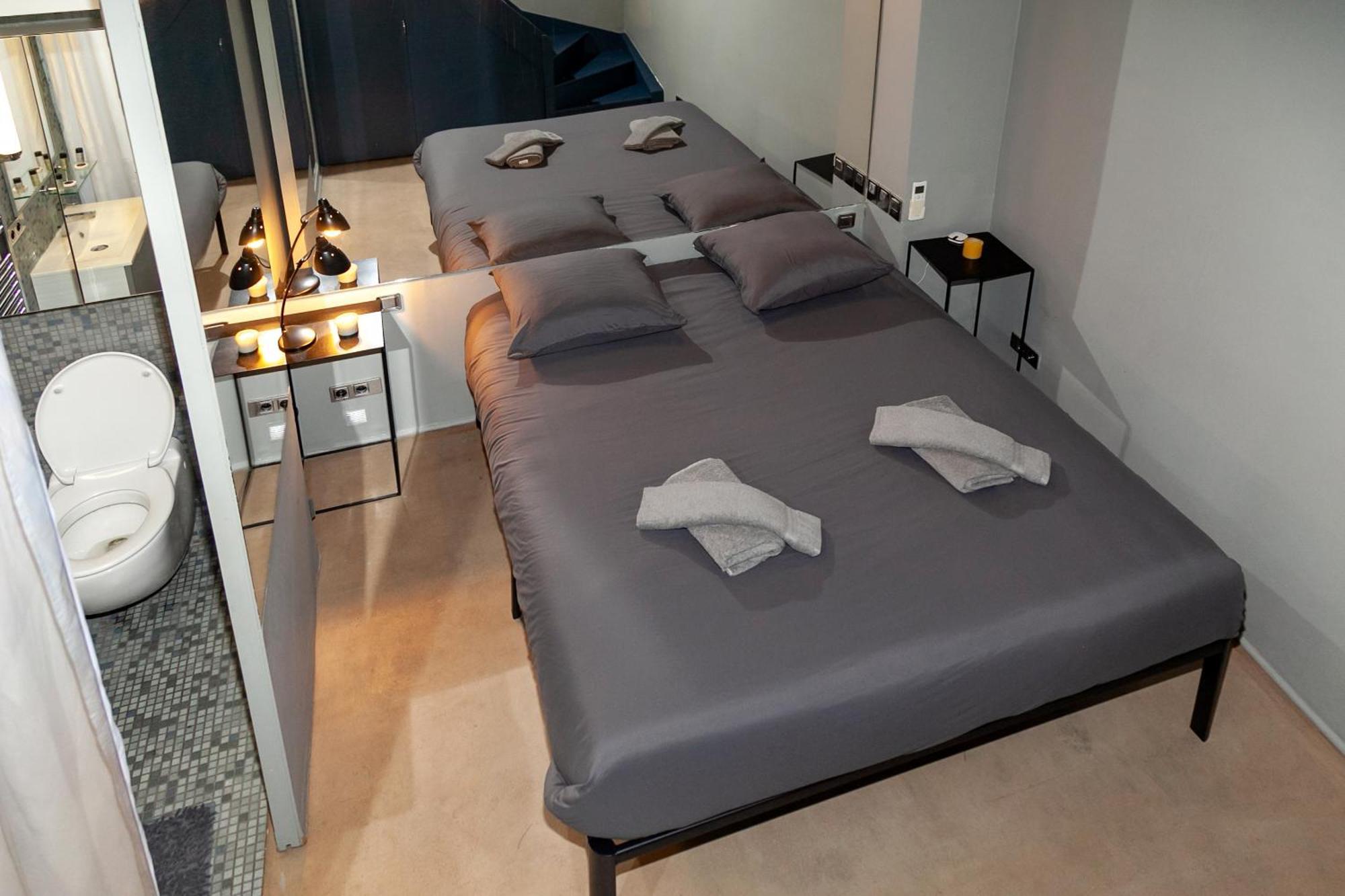 Apartment Loft Atypique Avec Terrasse, Calme Et Cosy Paris
