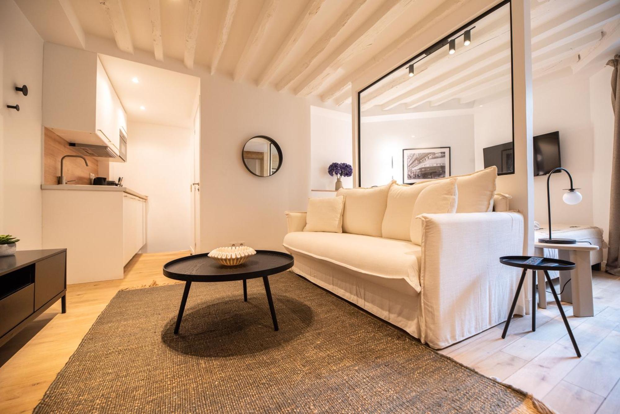 Cosy Nest In Saint Germain Apartment *