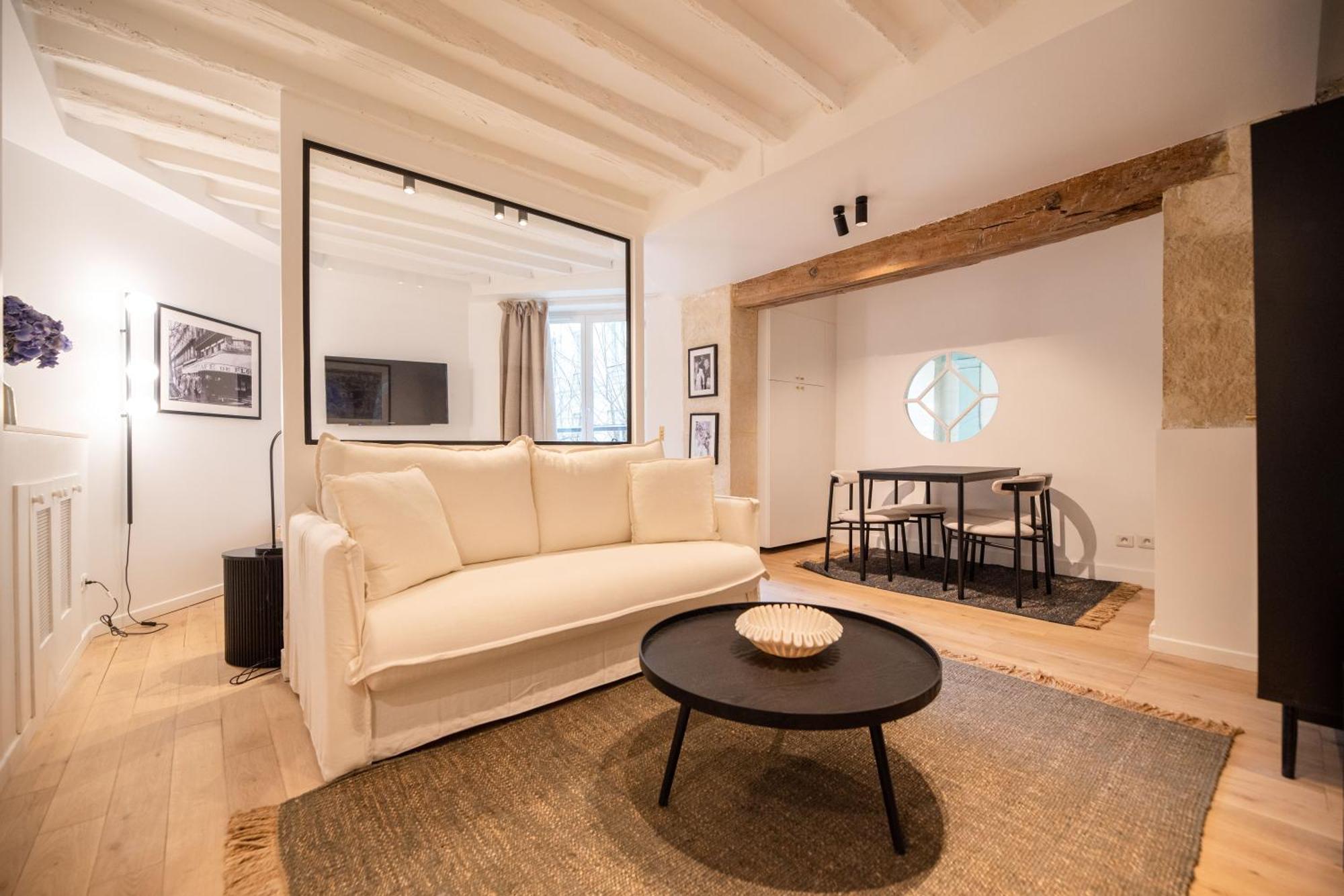Apartment Cosy Nest In Saint Germain Paris