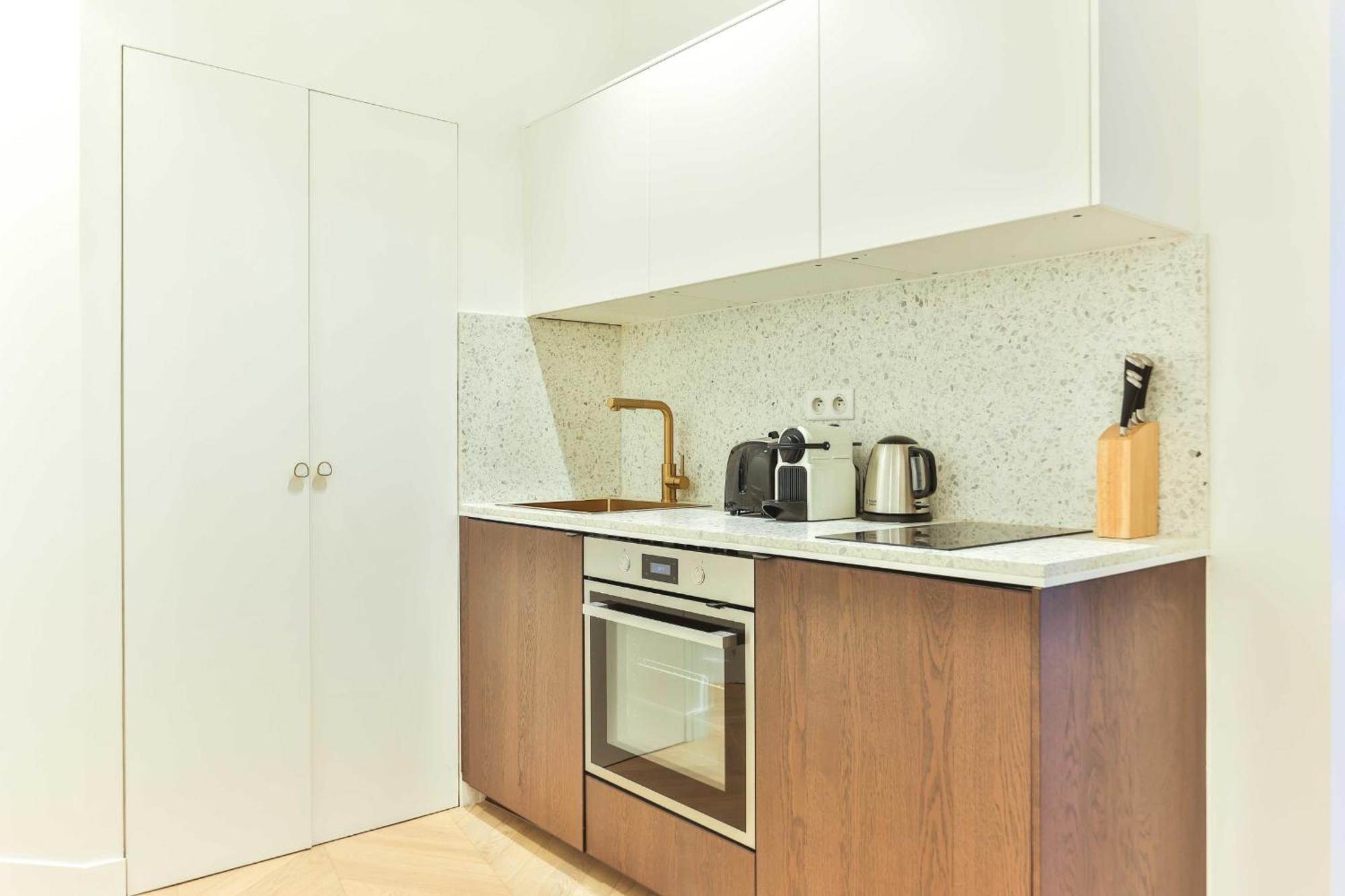 Charming 2br - 6p - Eiffel Tower Parigi