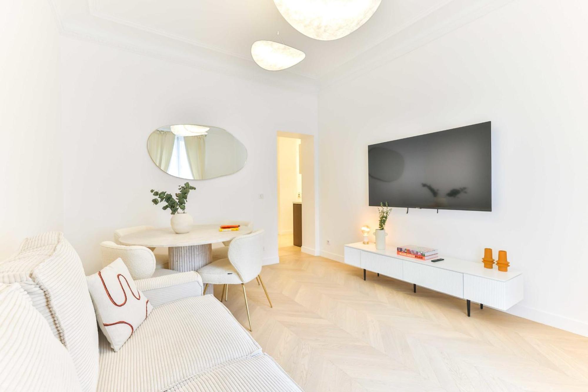 Appartamento Charming 2br - 6p - Eiffel Tower Parigi
