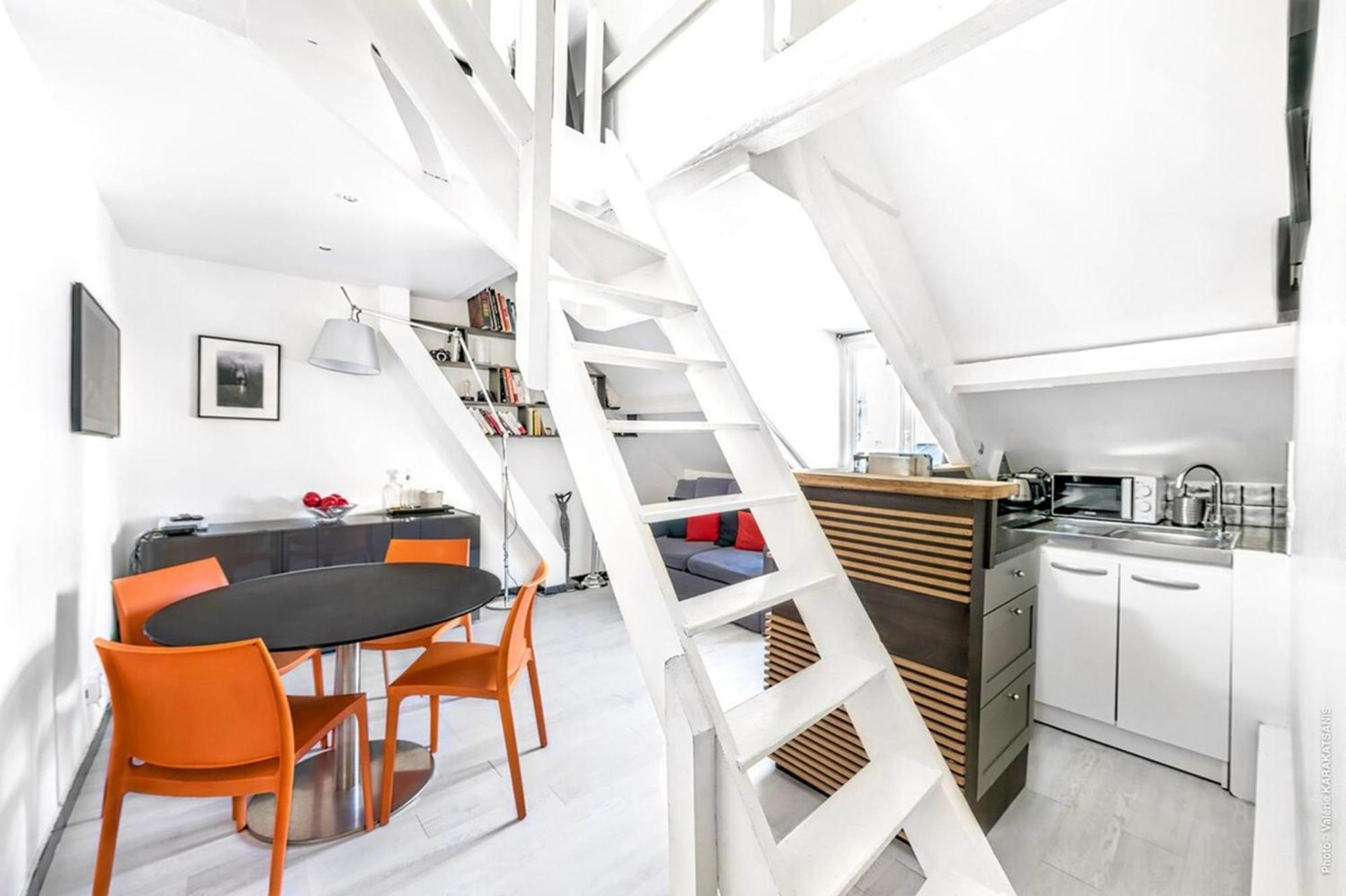 Montparnasse - La Gaite 1bdr - B'your * Paris