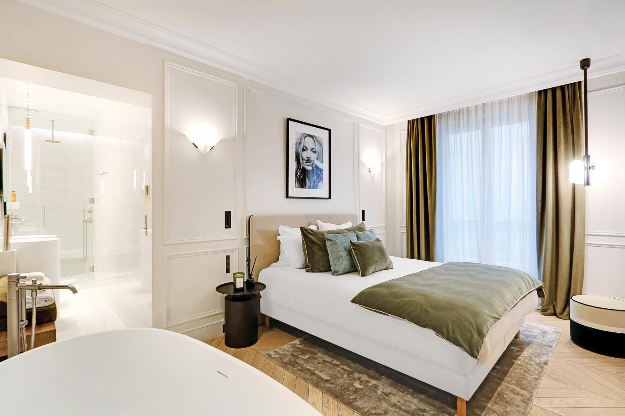Pick A Flat - Champs Elysées Serviced Appartamento