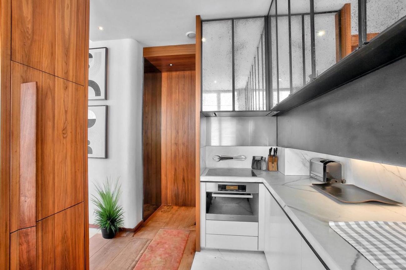 Apartment 155 - Urban Luxury Flat In *