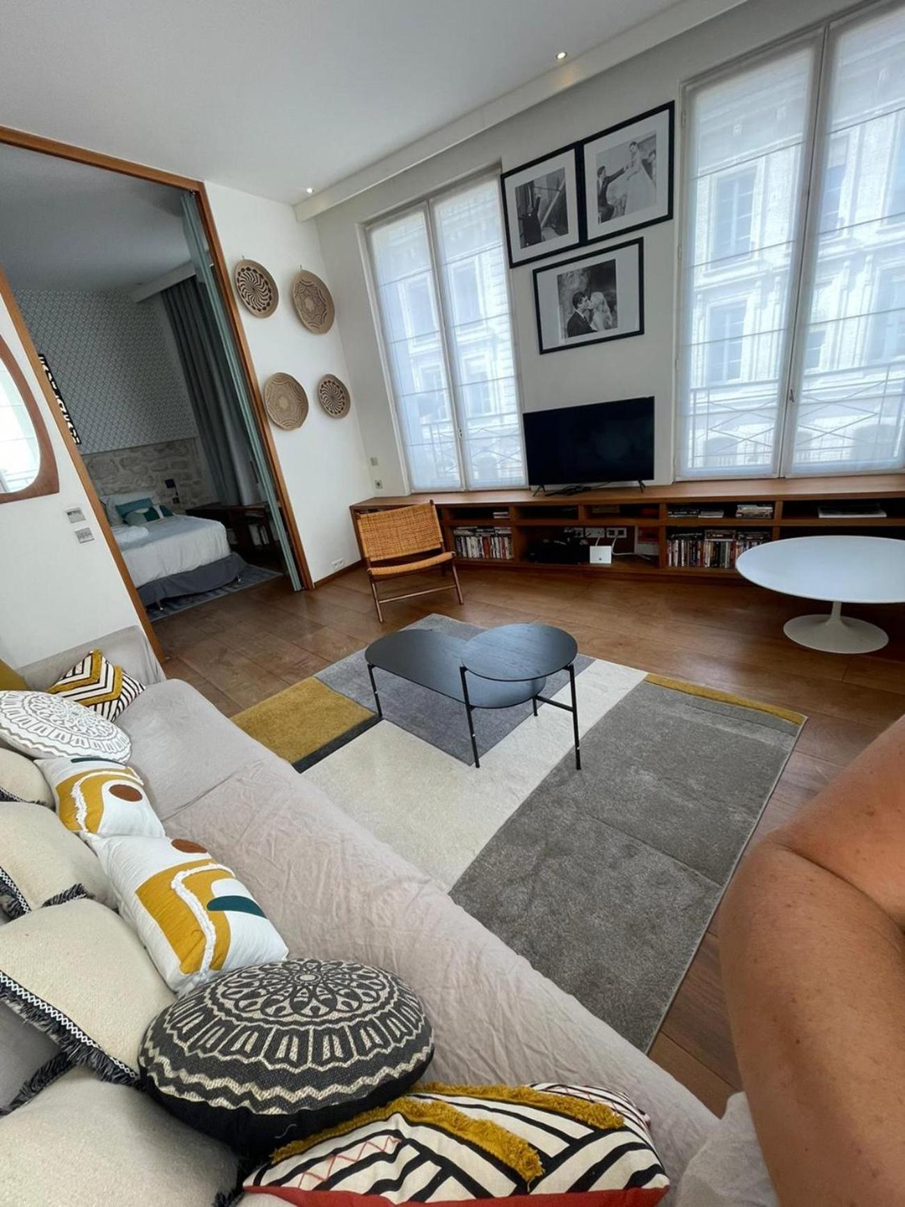155 - Urban Luxury Flat In Apartment *