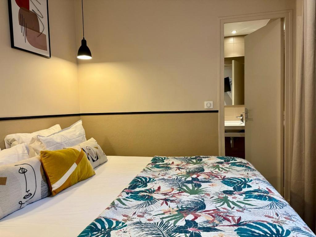 Lilas Blanc Hotel 3*