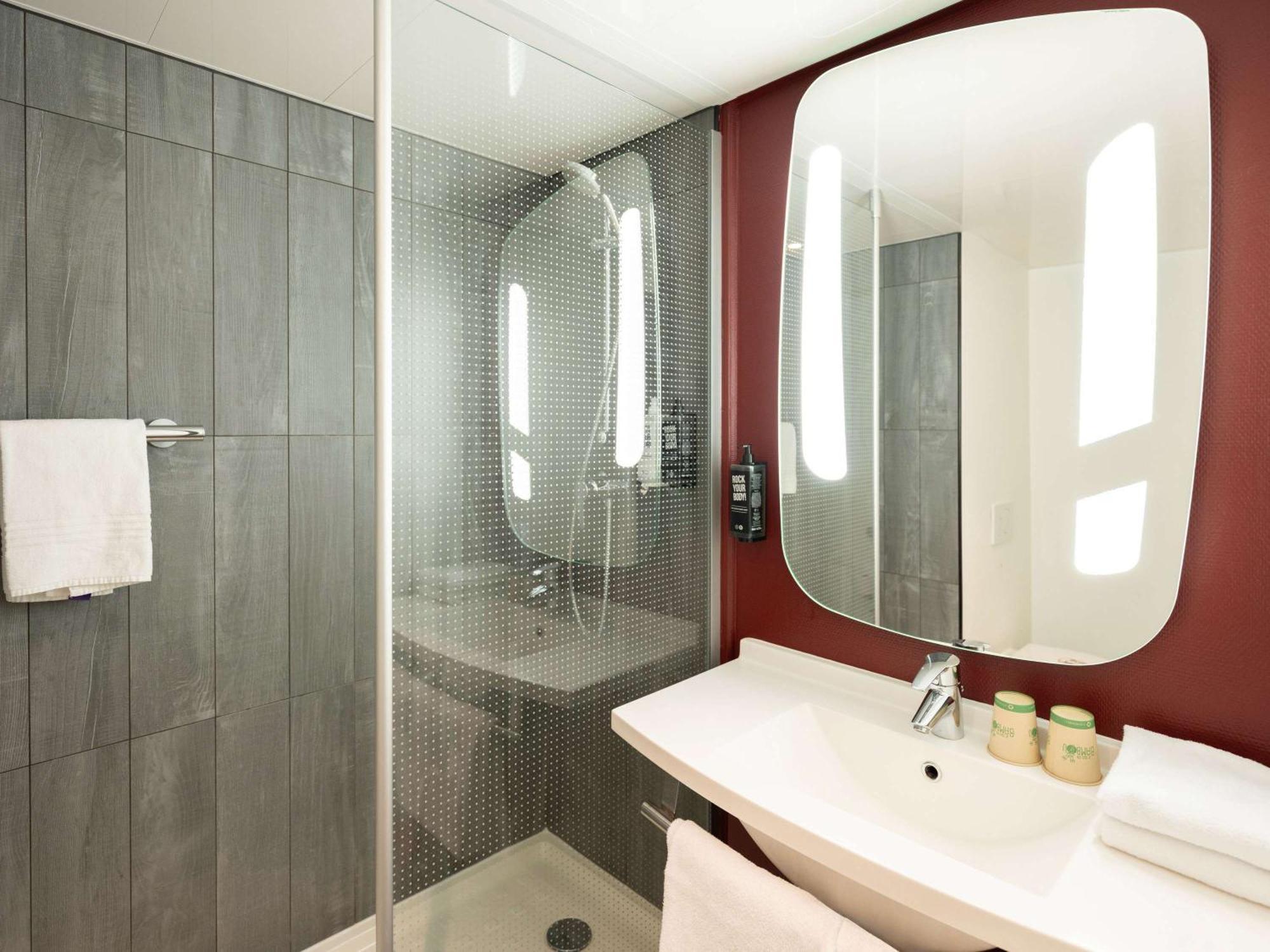 Ibis Gare De Lyon Ledru Rollin 3*