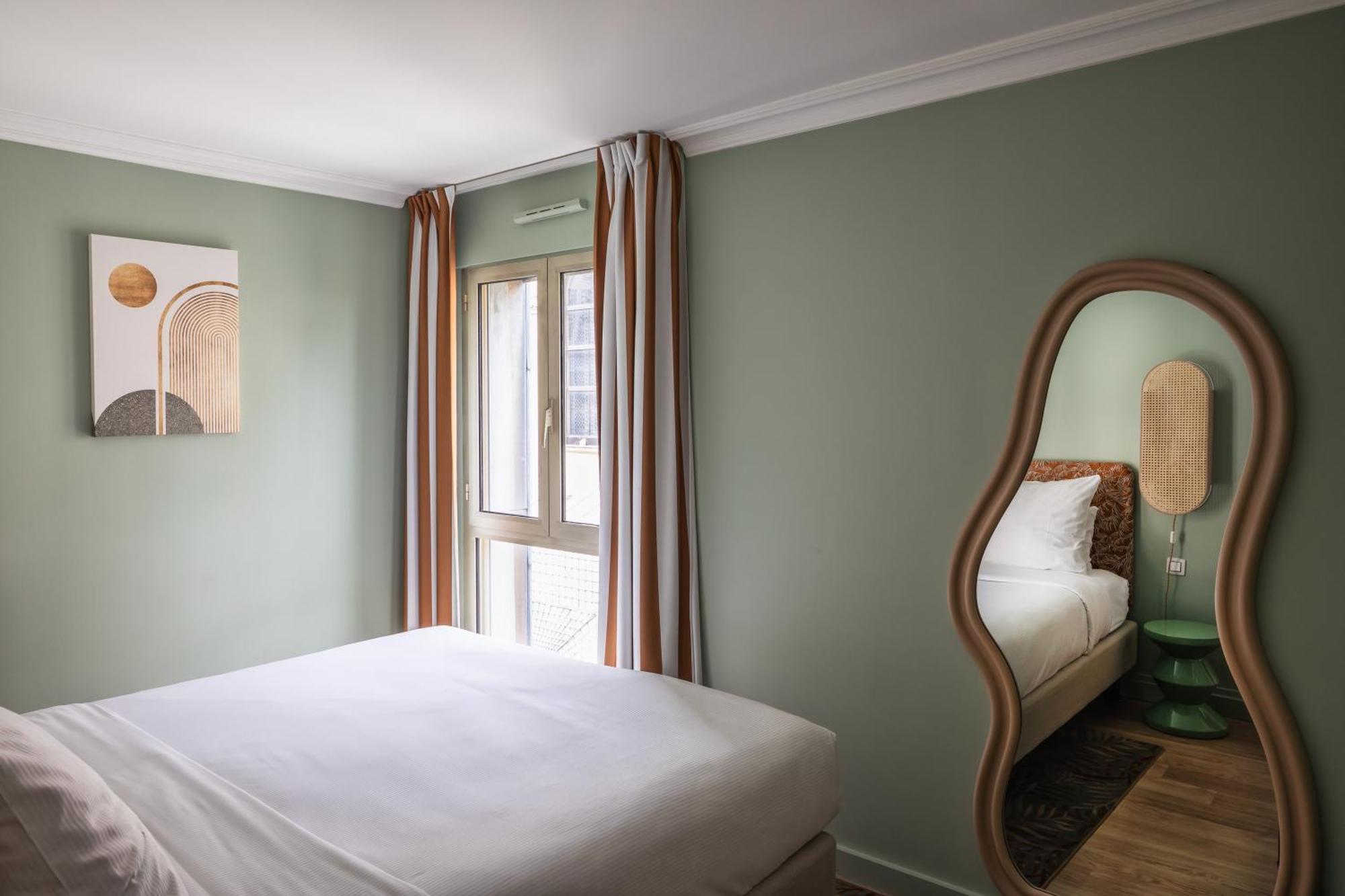Royal Garden Champs-élysées Hotel 4*