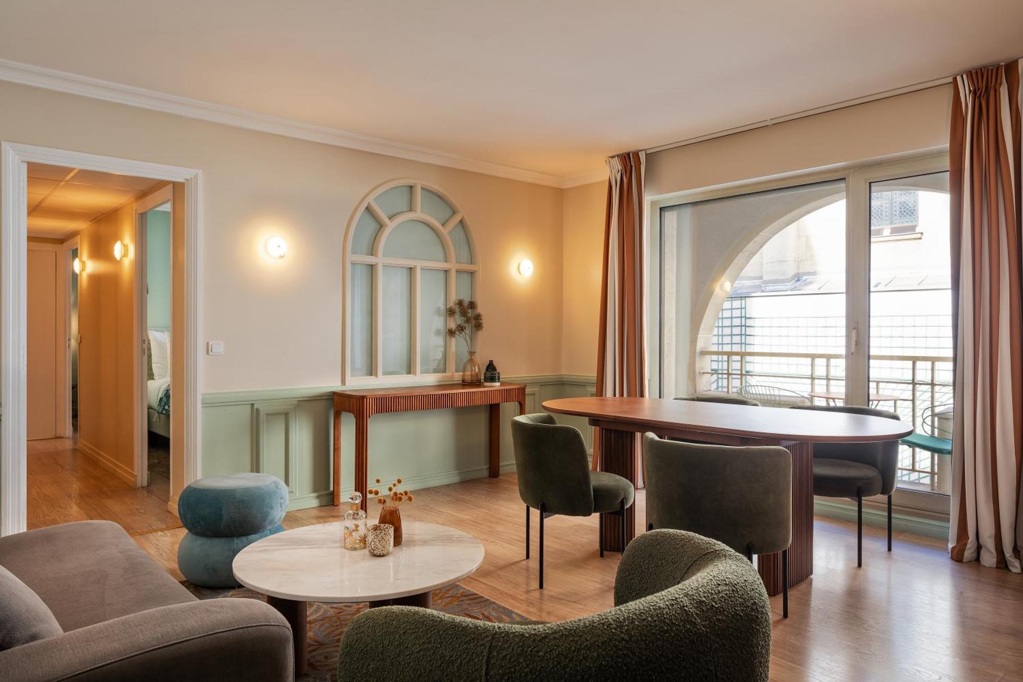 Royal Garden Champs-élysées Hotel 4*