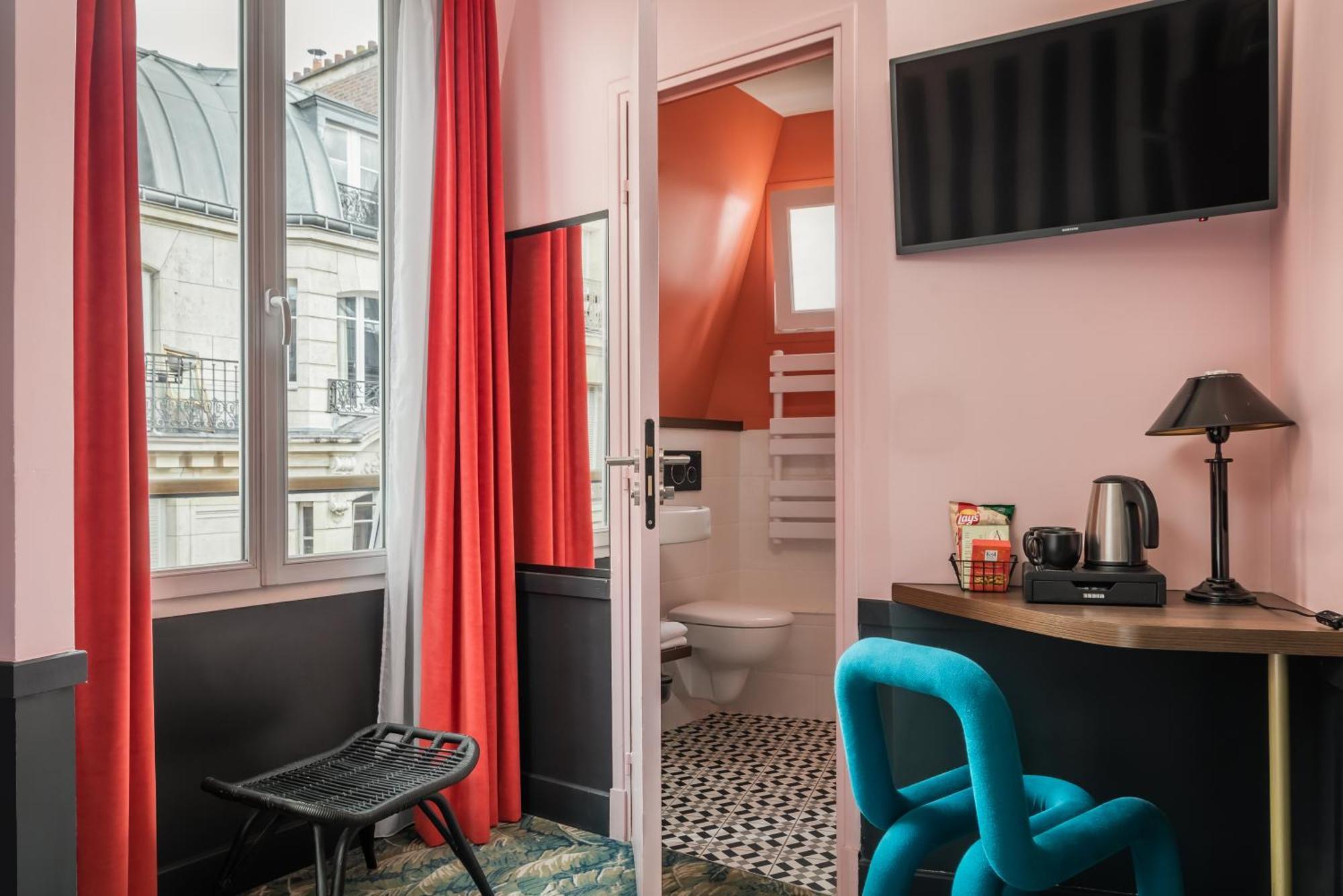Archetype Etoile Hotel 3*