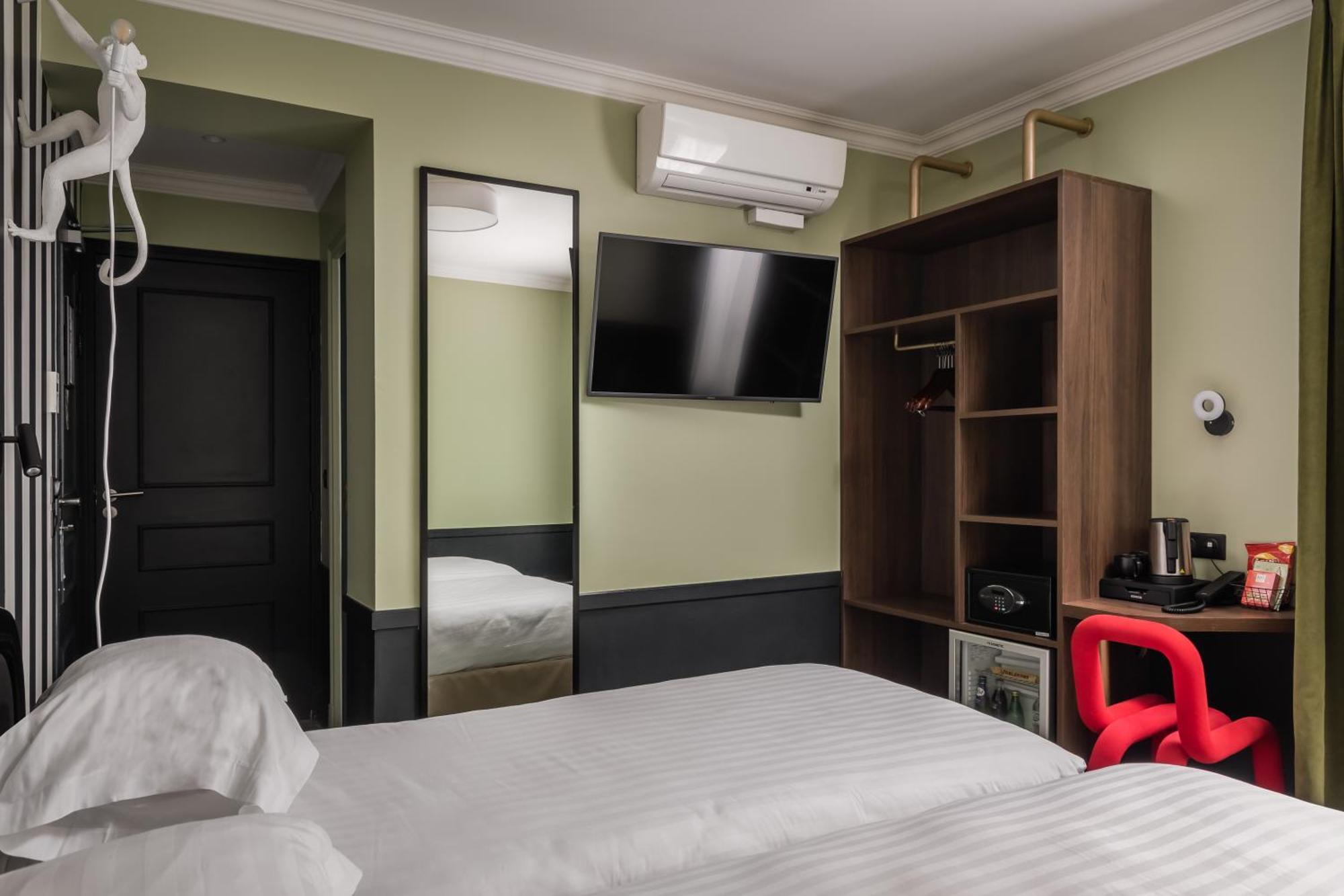 Archetype Etoile Hotel