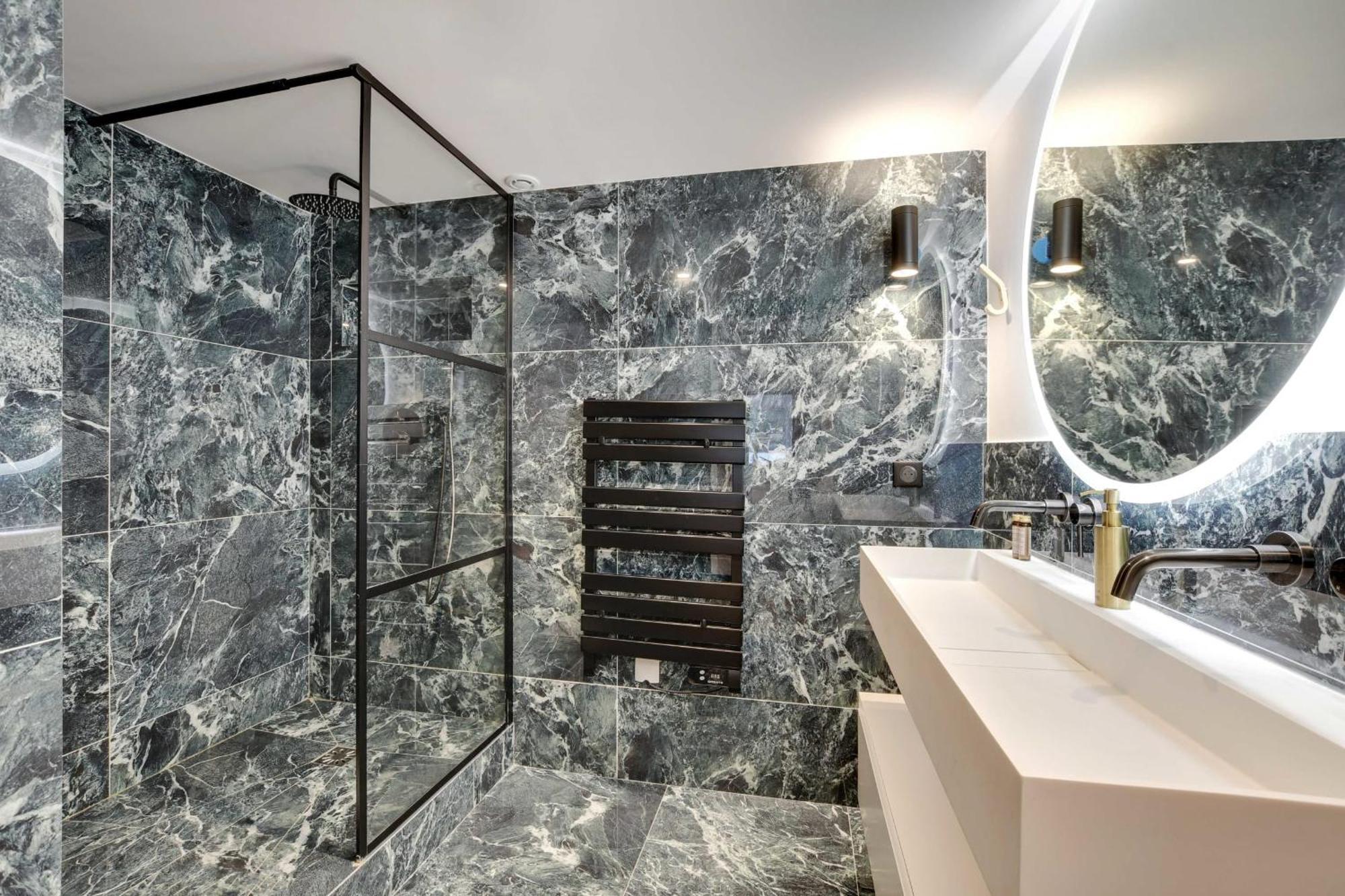 Incroyable - 3br-8p - Pl De La Nation Appartamento