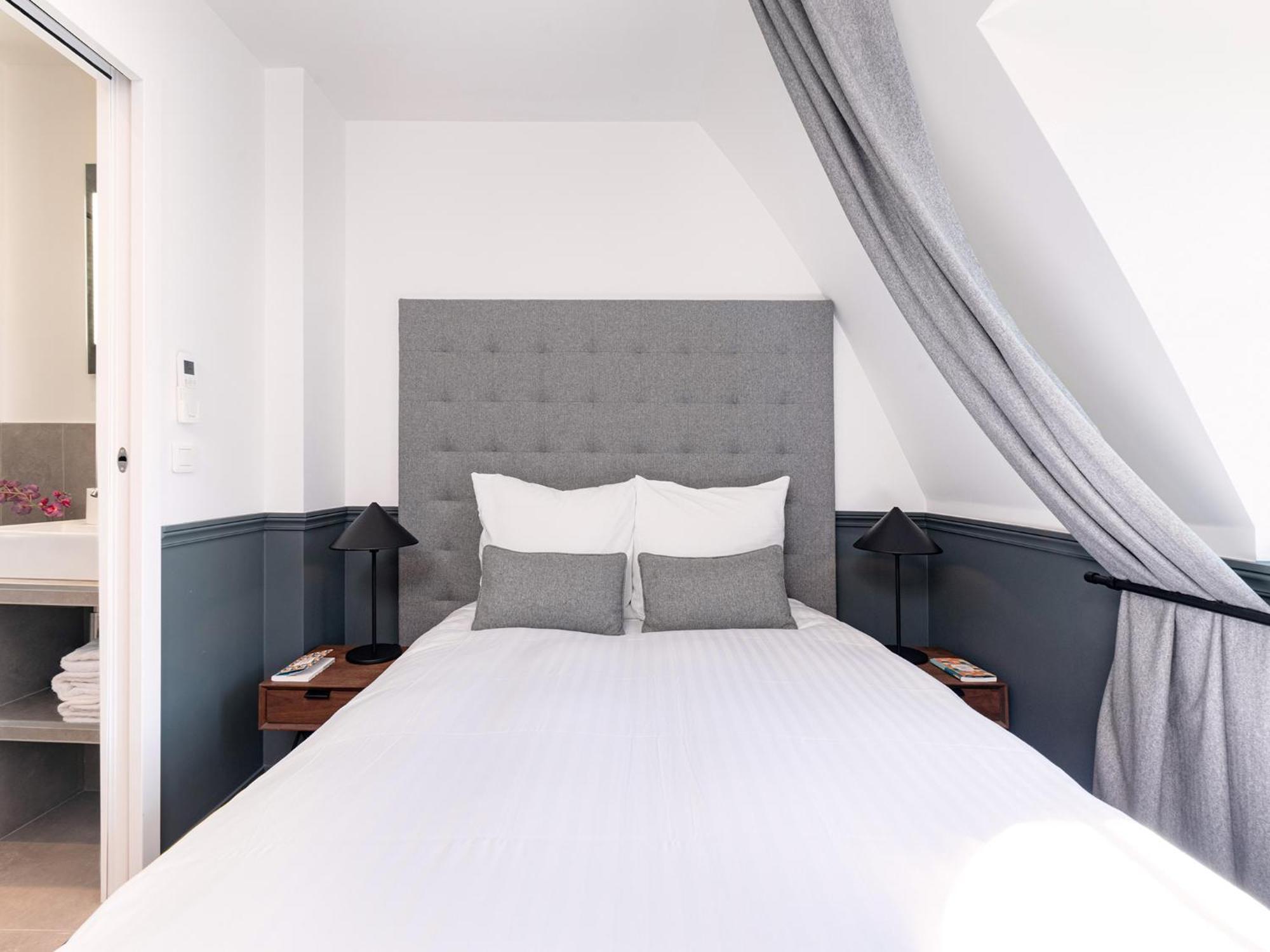 Livinparis - Luxury Ac 2 & 3 Bedrooms Le Louvre * Parigi