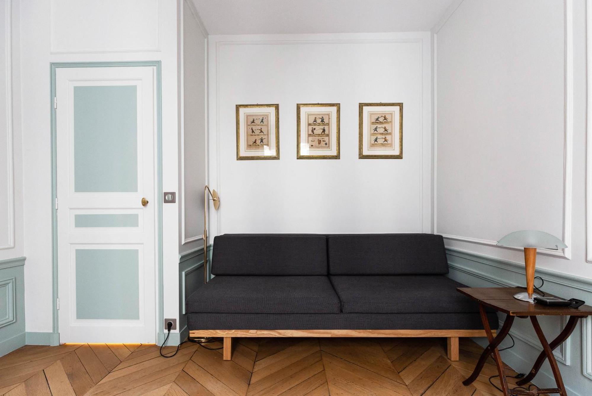 Appartamento Veeve - Classical Features In The 9th