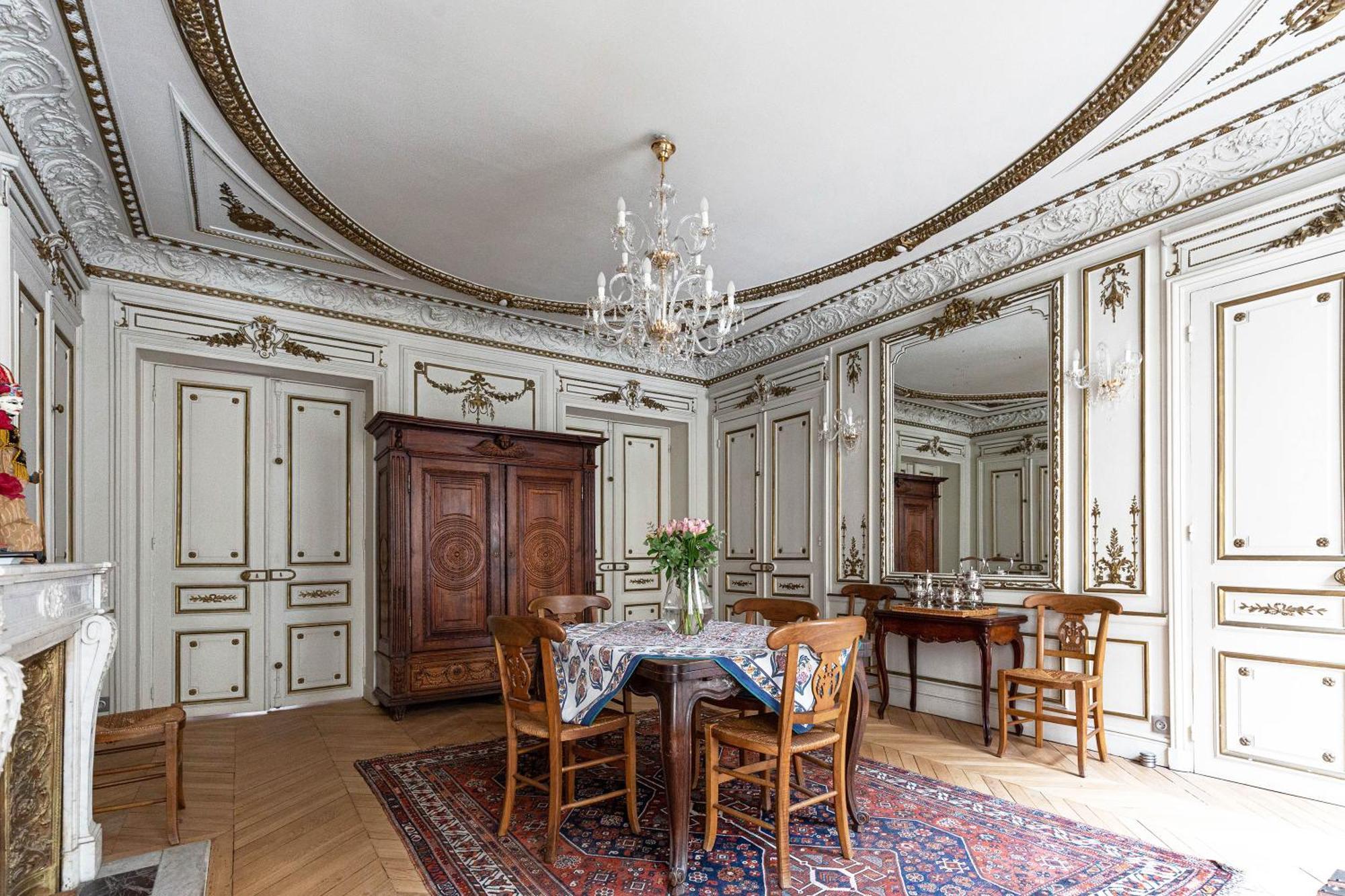 Veeve - Classical Features In The 9th * Parigi
